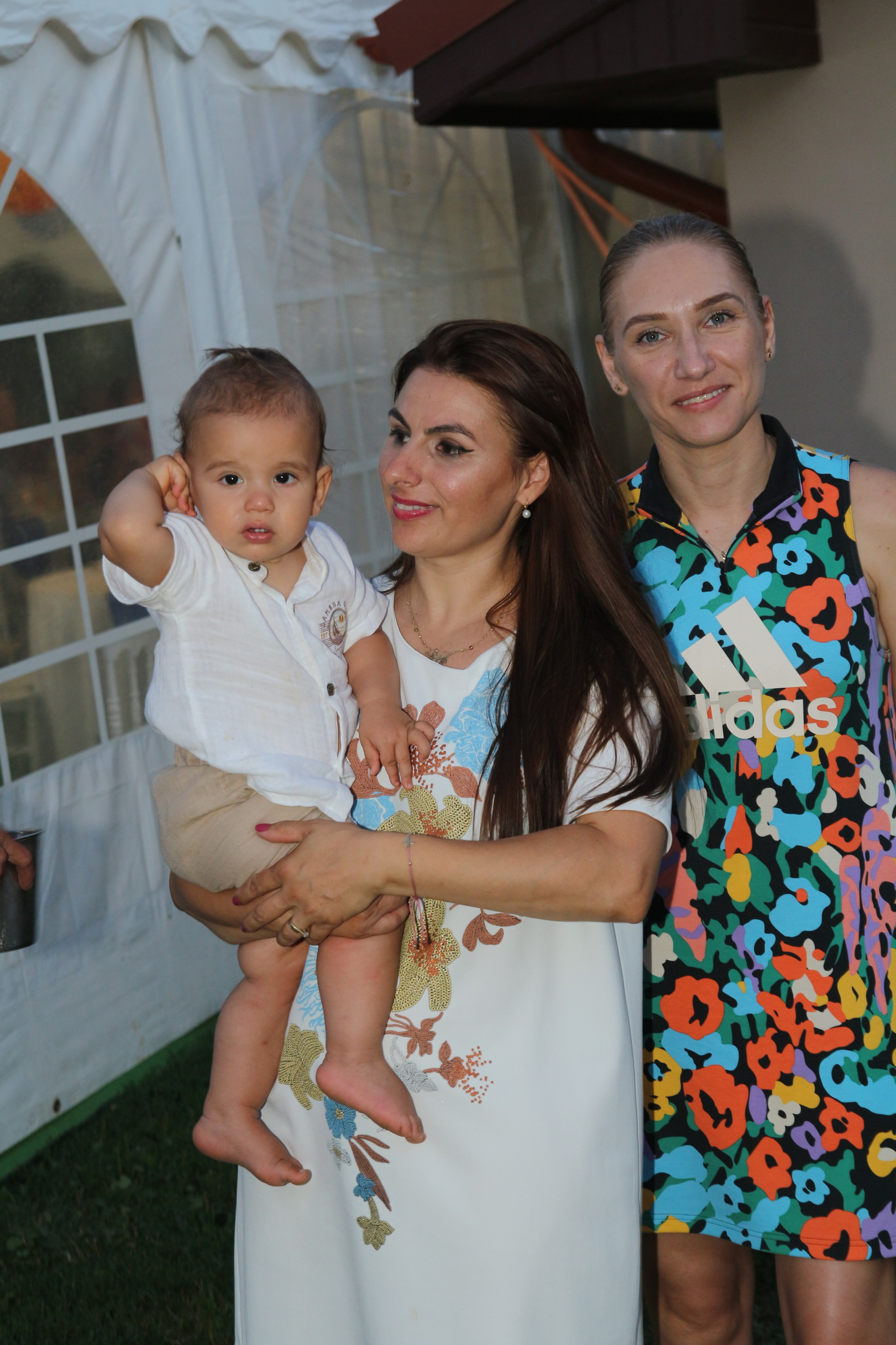 BYZO MEDIA. PETRU BYZO - family and children photographer in ROMANIA