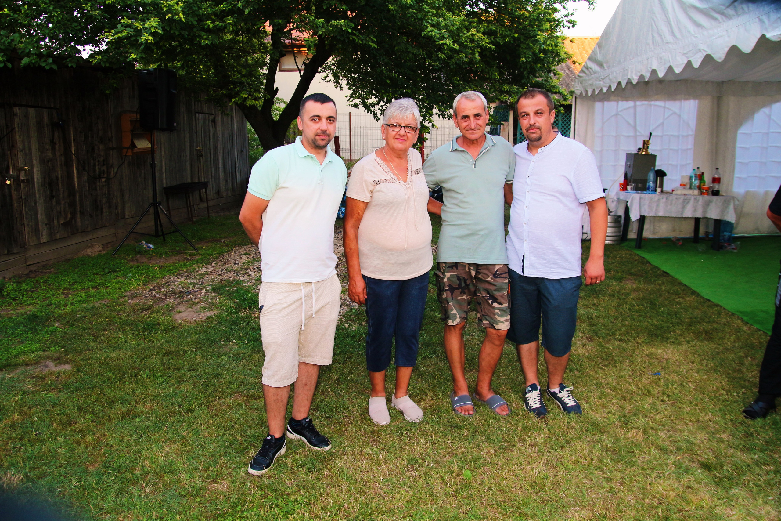 BYZO MEDIA. PETRU BYZO - family and children photographer in ROMANIA