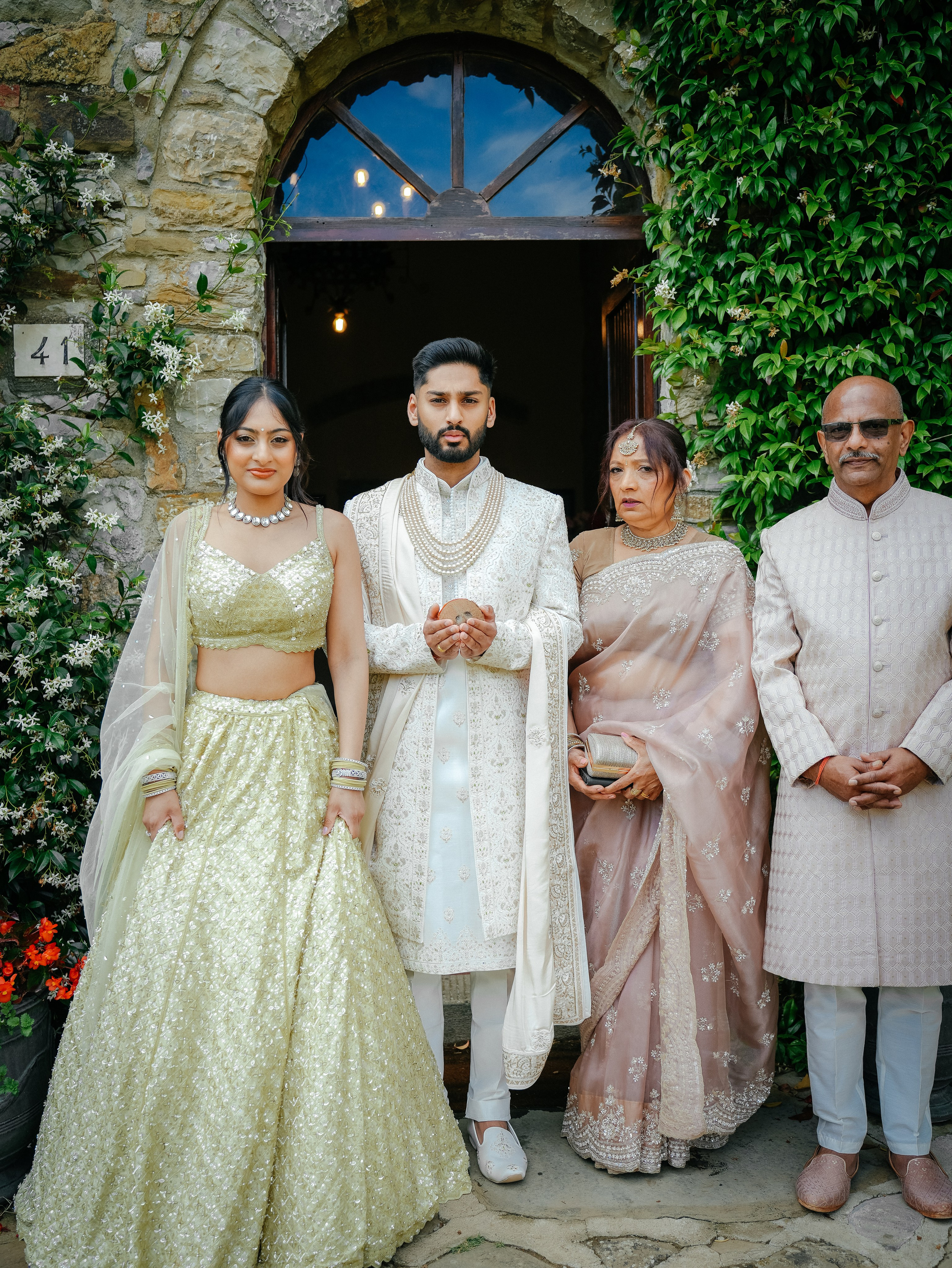 Indian Wedding in Tuscany. Wedding Photographer in Italy