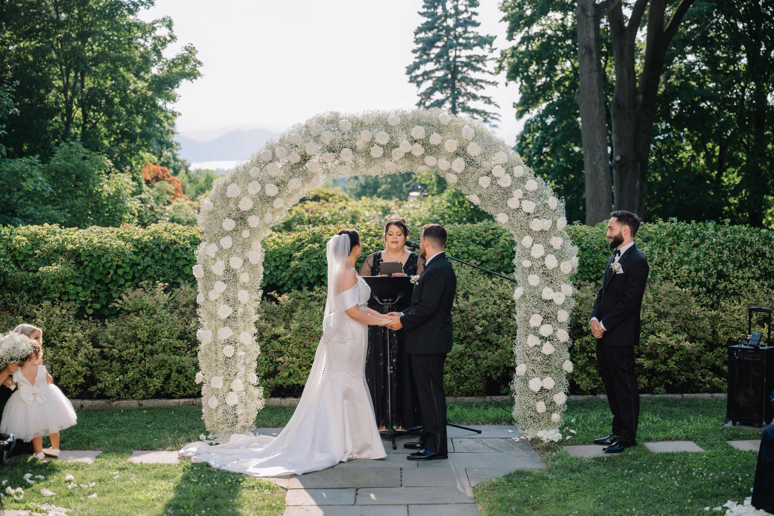 Summer Wedding at The Briarcliff Manor | Taylor & Richie | New York Wedding Photography
