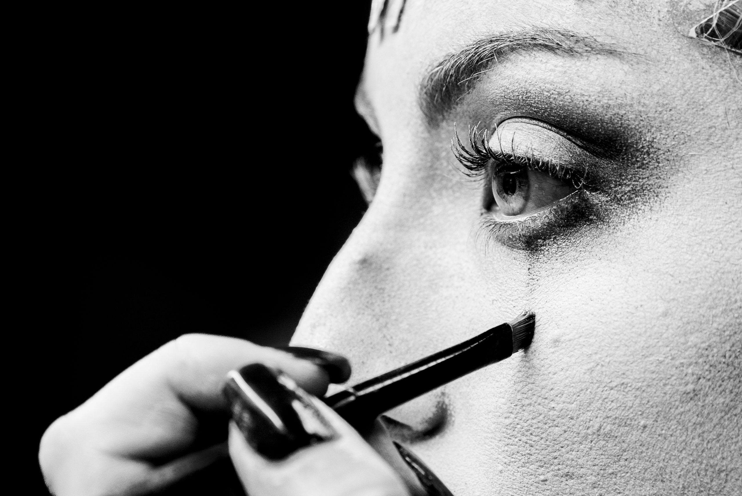 Invisible theater. Ballet and artistic photographer in Prague Francesco Sanvito