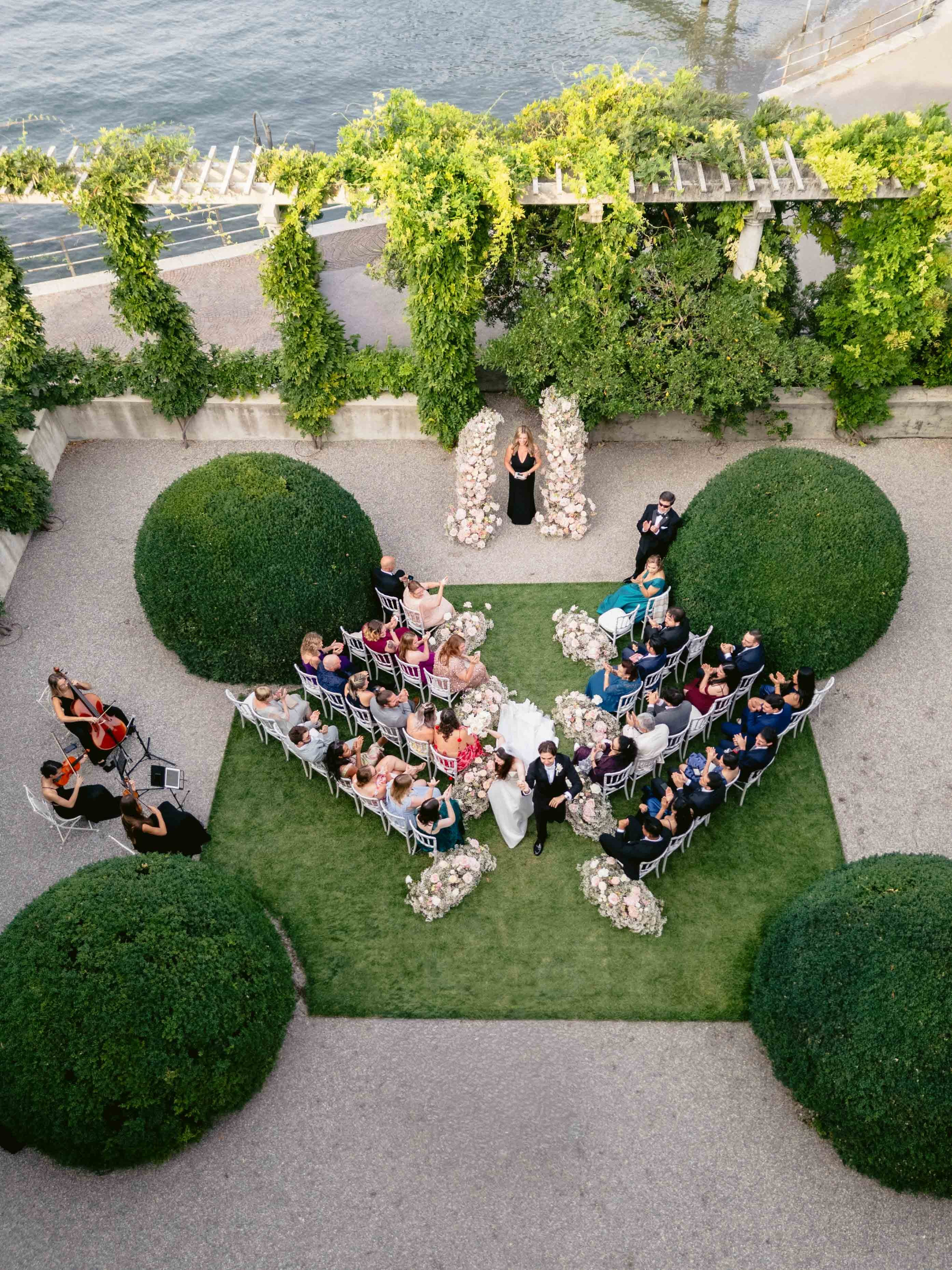 Lake Como Wedding — Villa Carminati Resta. Hochzeitsfotograf Deutschland & Destination Weddings | Moderne Hochzeitsfotografie
