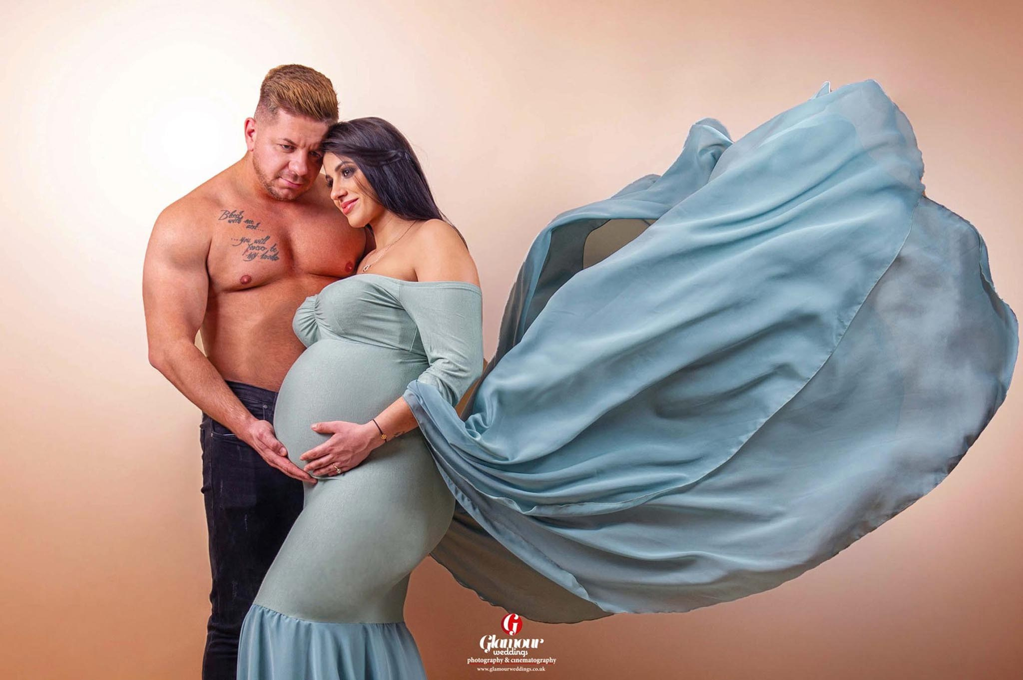 Elegant Maternity & Newborn Photographer | Peterborough, London & Midlands | Glamour Maternity