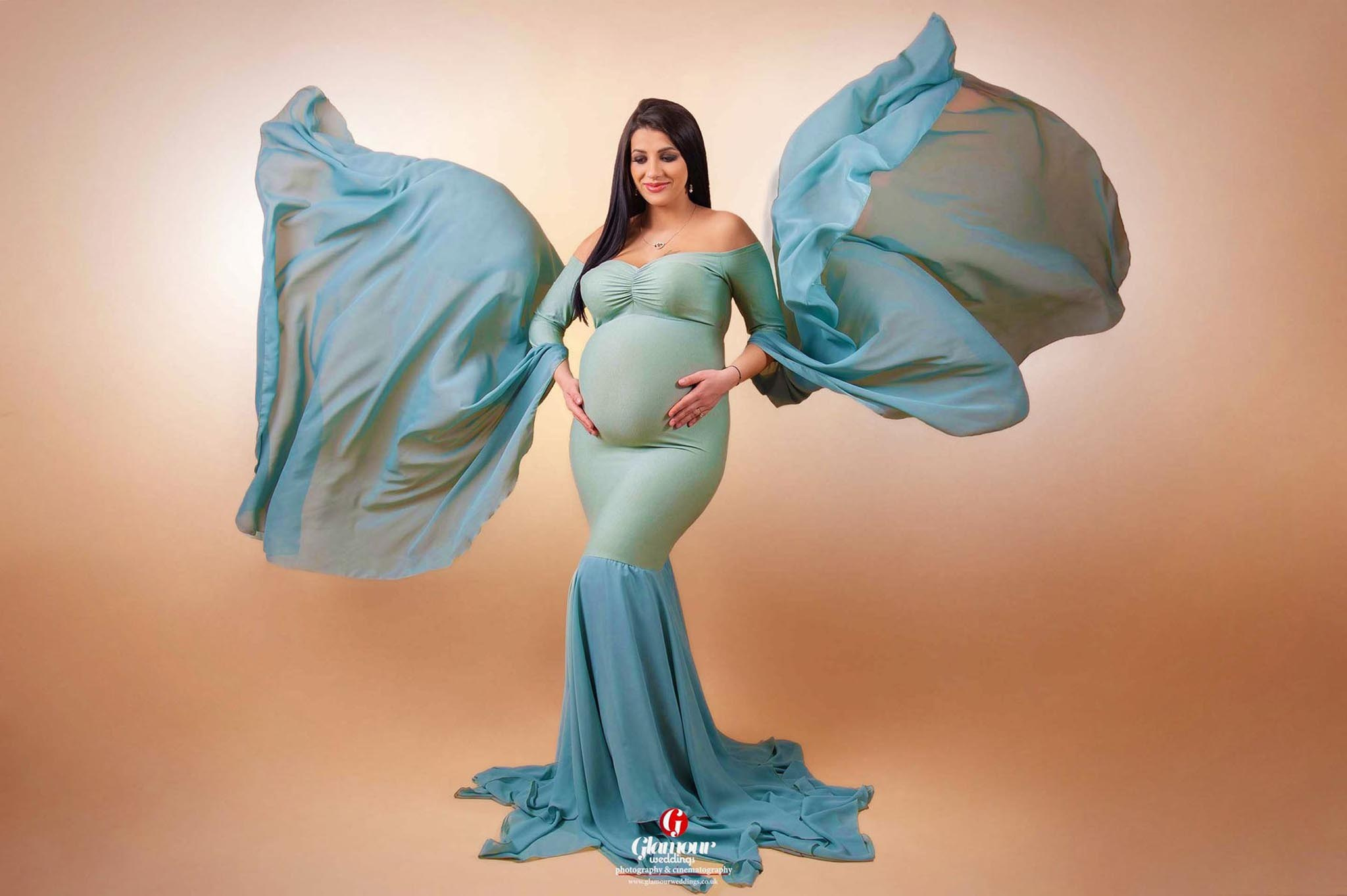 Elegant Maternity & Newborn Photographer | Peterborough, London & Midlands | Glamour Maternity