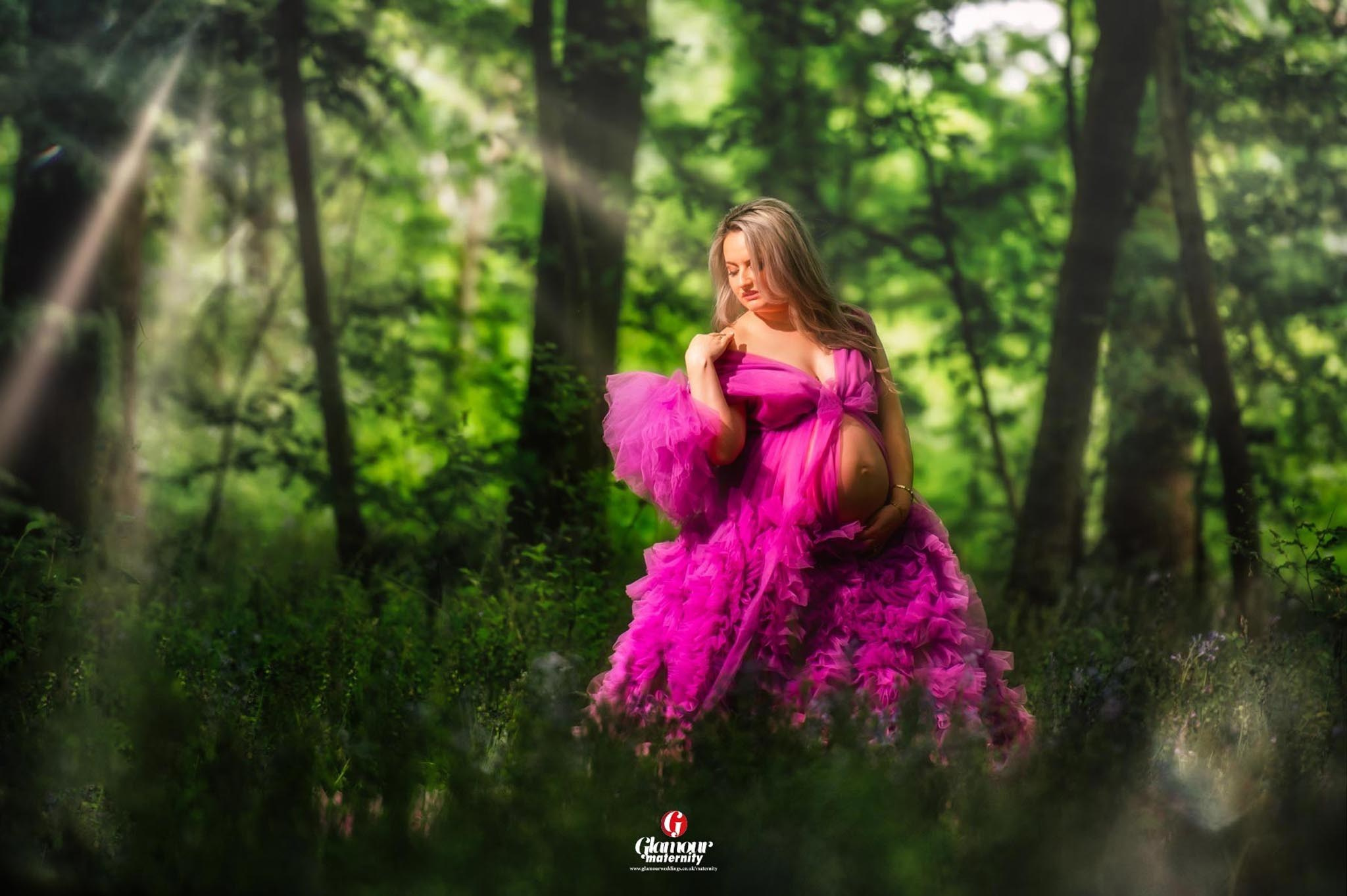 Elegant Maternity & Newborn Photographer | Peterborough, London & Midlands | Glamour Maternity