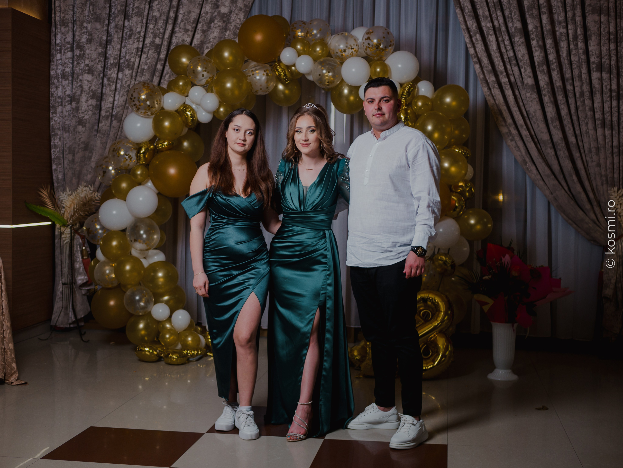 Majorat Andreea. Kosmi