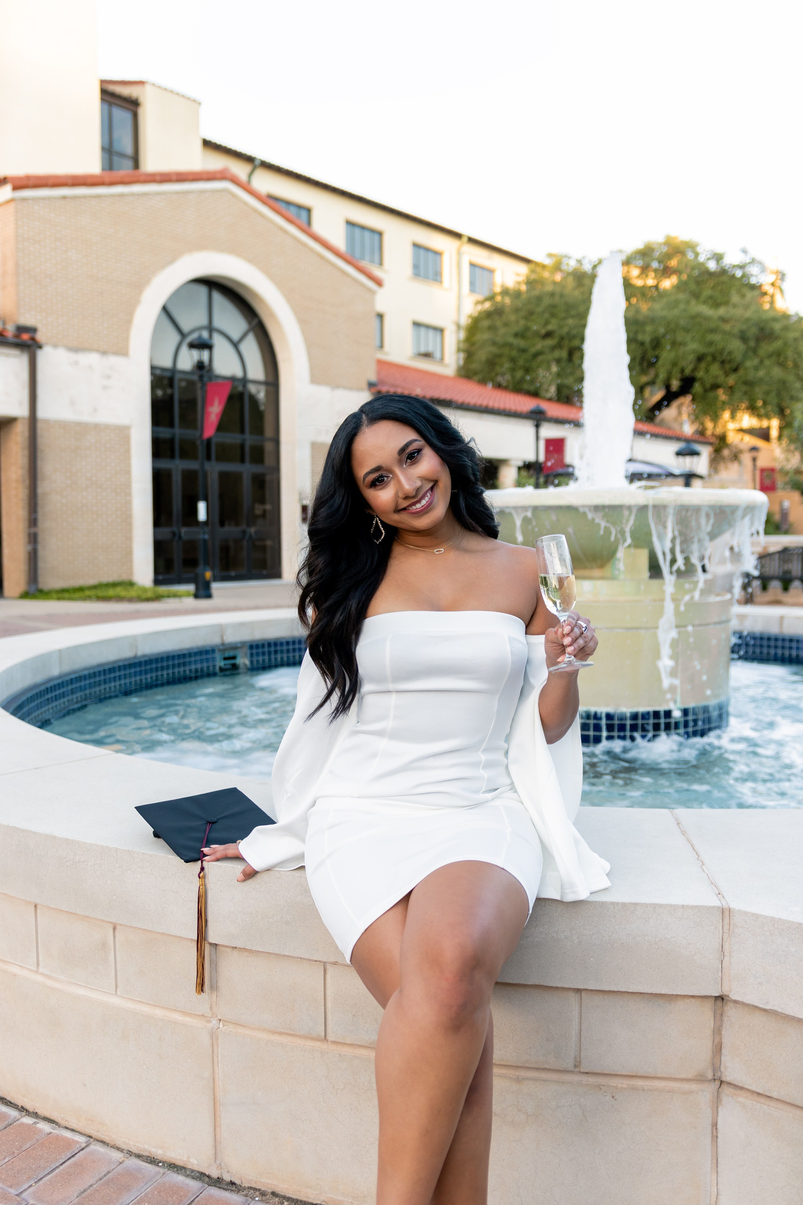 Shayna’s senior photoshoot at Texas State University