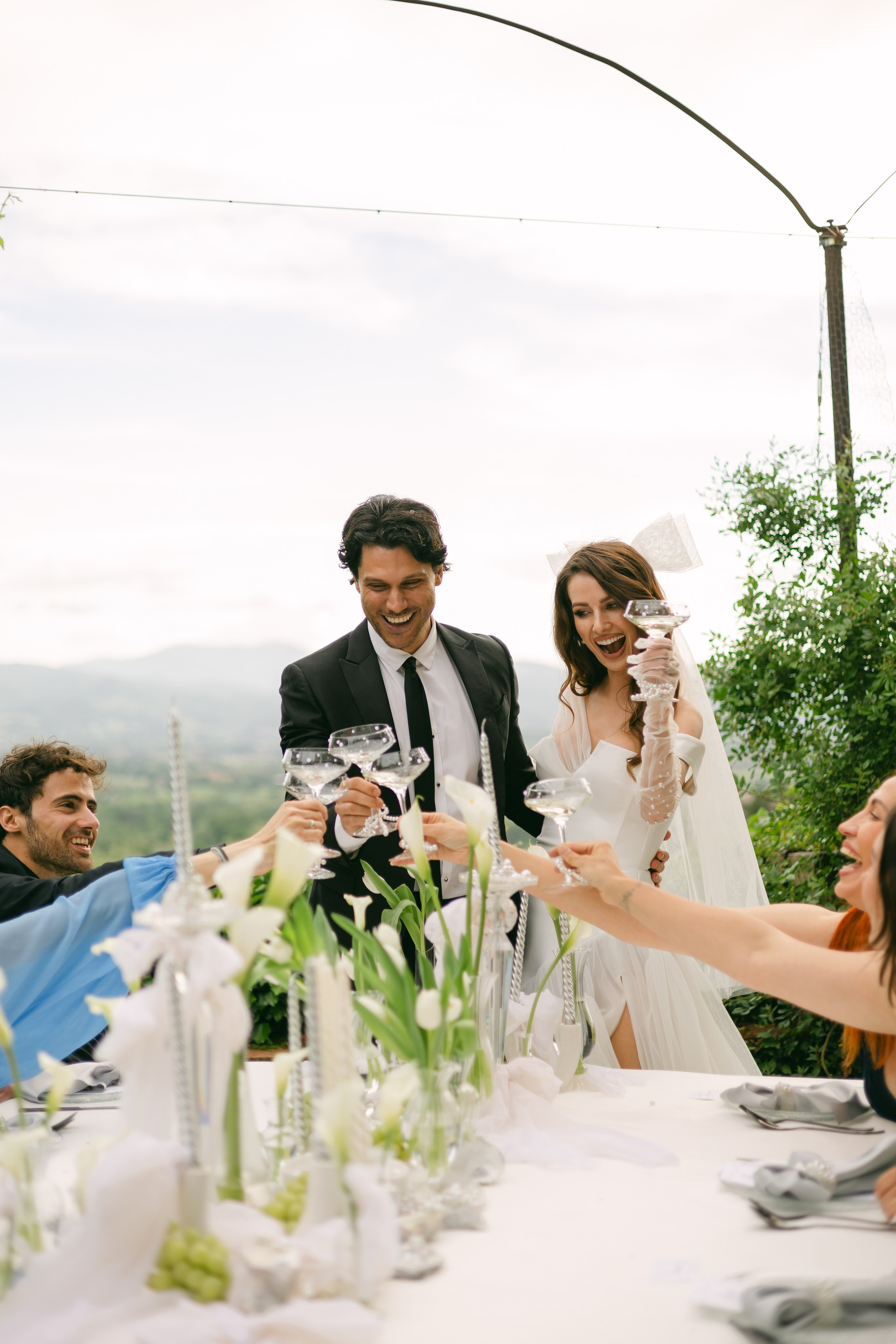 Wedding in tuscany. Sara Luca Wedding Photographer in Italy and Europe
