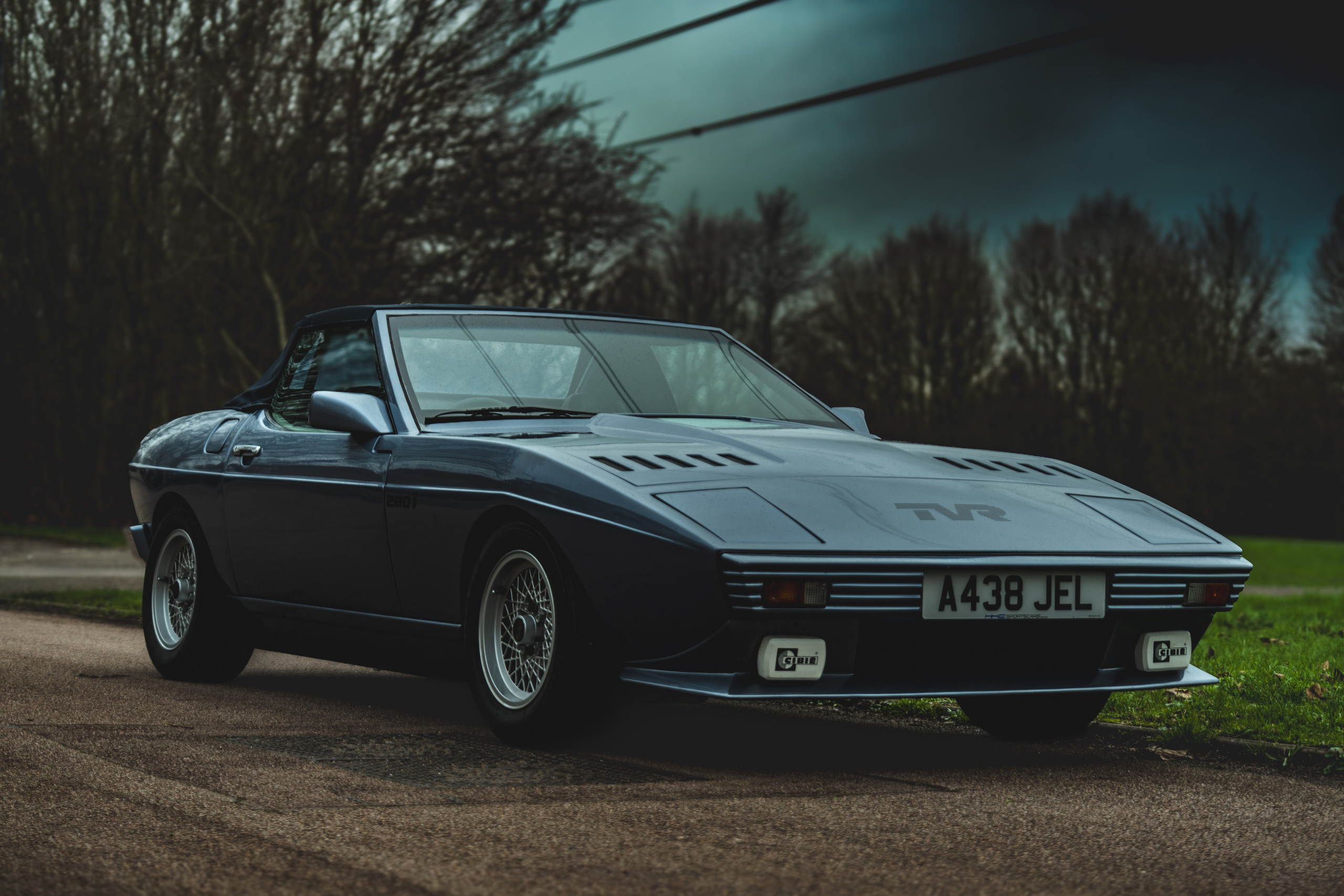 Business & Fashion. Main