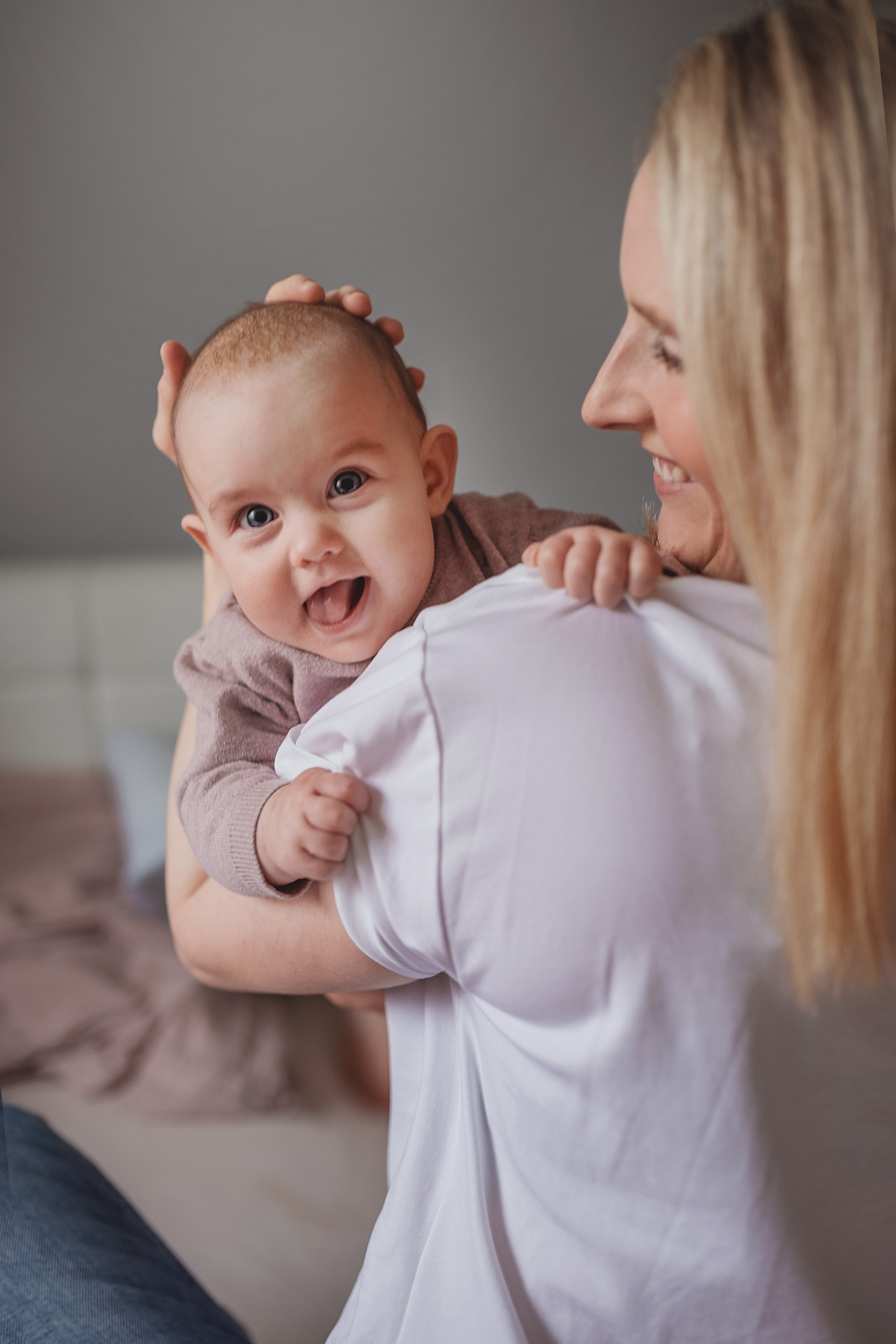 Mama Alexandra mir kleine Elle. Familienfotograf, Hochzeitsfotograf in Hamburg und Umgebung