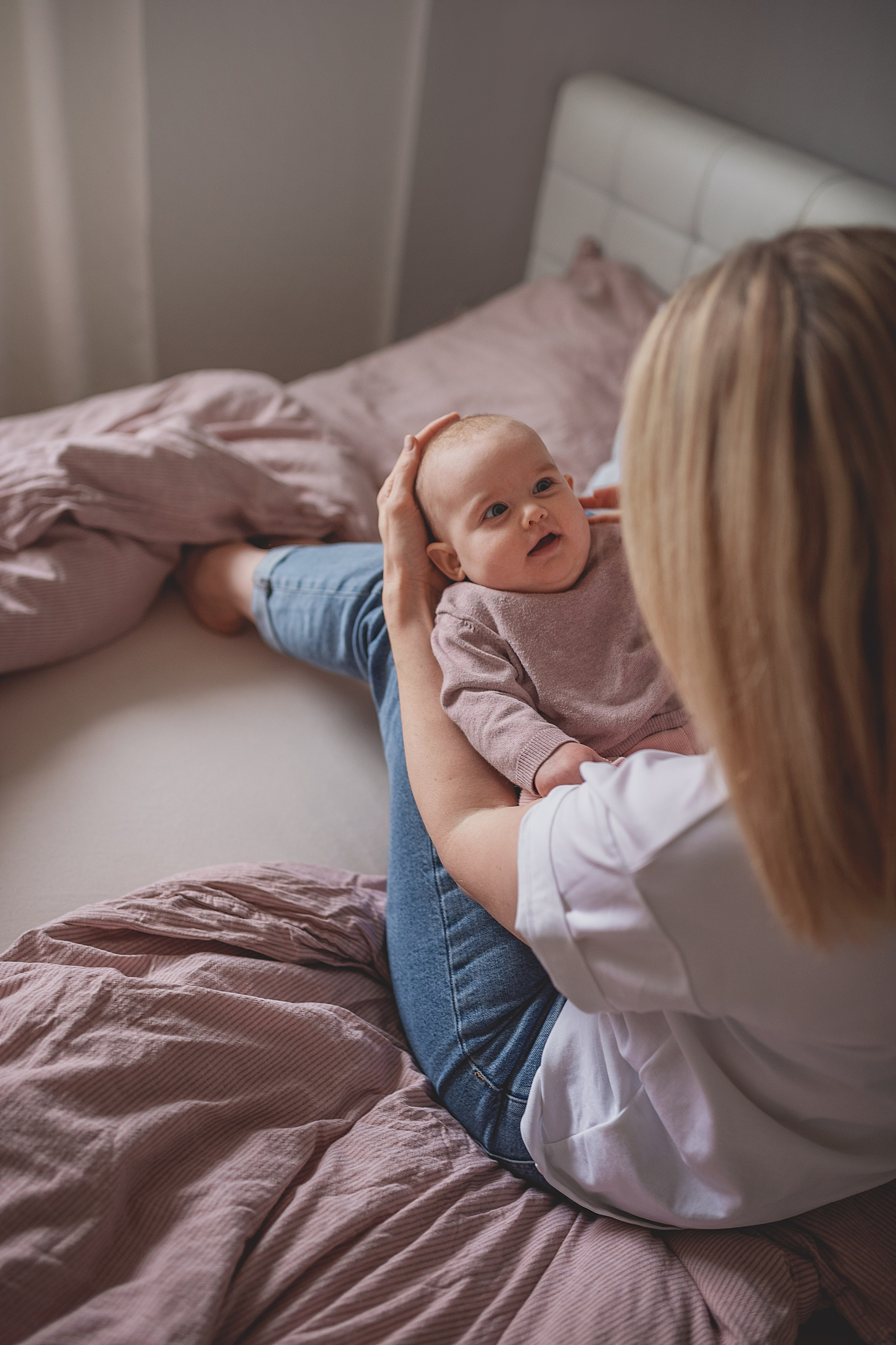 Mama Alexandra mir kleine Elle. Familienfotograf, Hochzeitsfotograf in Hamburg und Umgebung