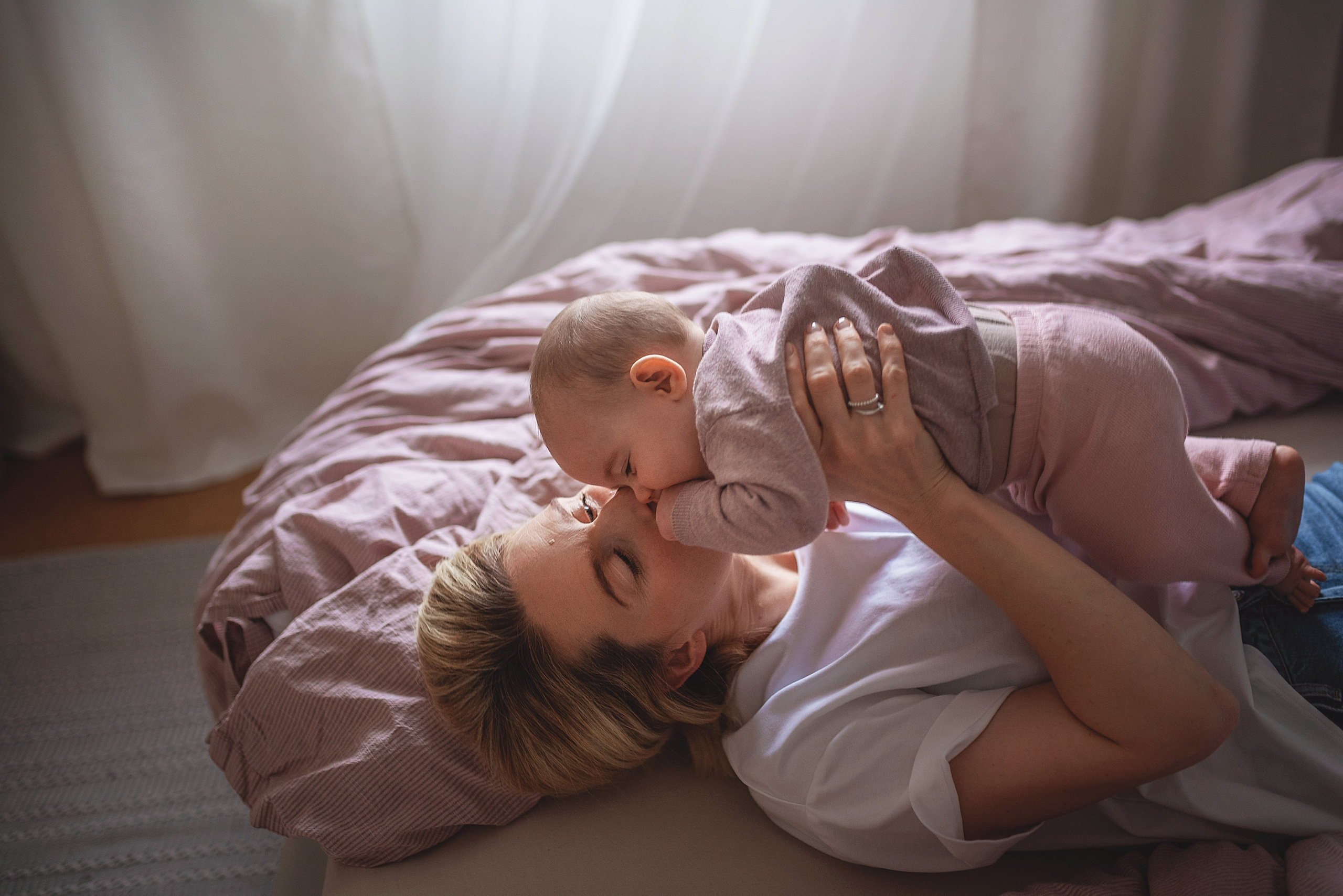 Mama Alexandra mir kleine Elle. Familienfotograf, Hochzeitsfotograf in Hamburg und Umgebung
