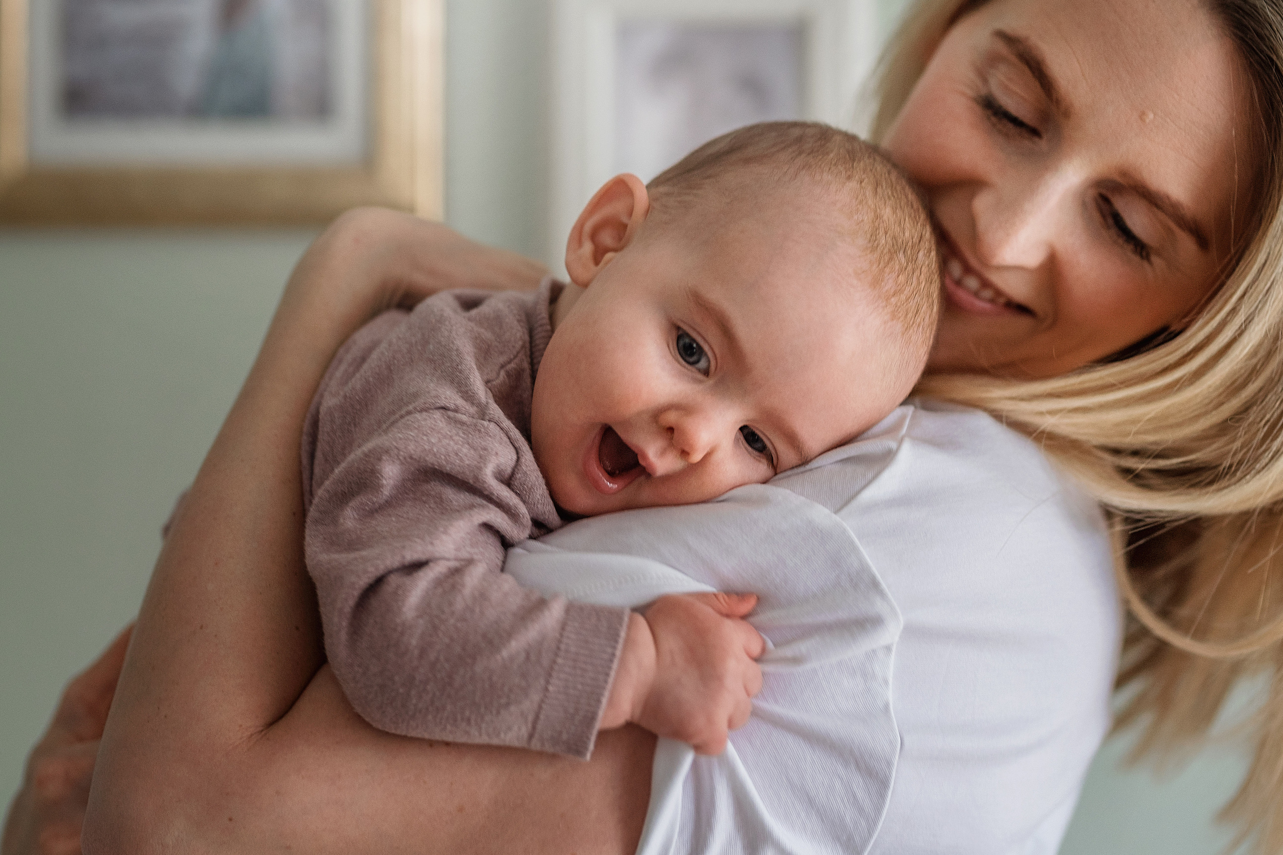 Mama Alexandra mir kleine Elle. Familienfotograf, Hochzeitsfotograf in Hamburg und Umgebung