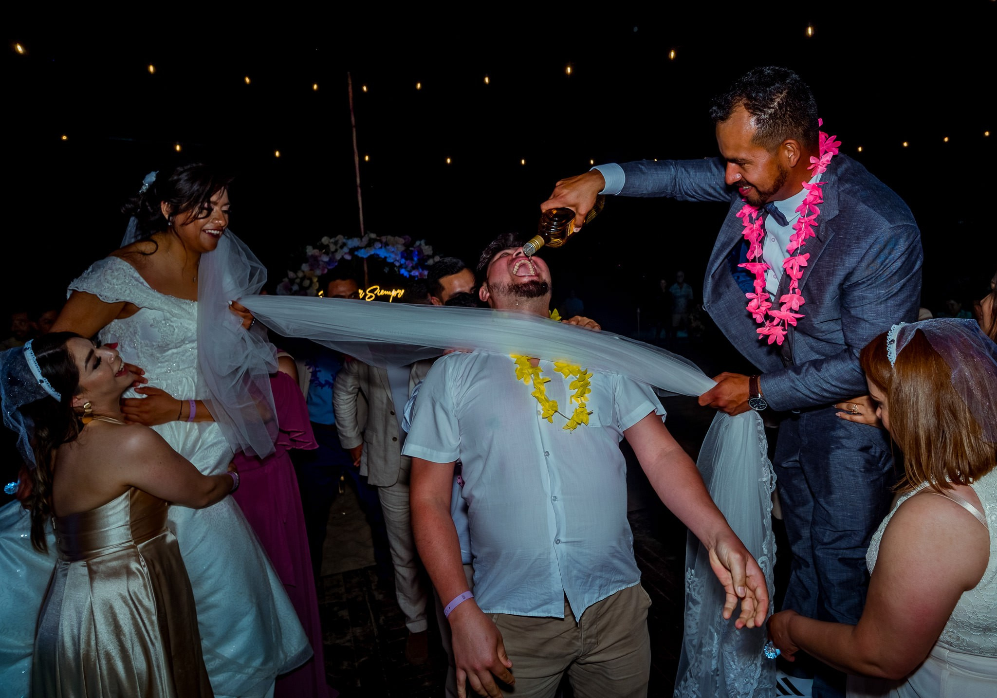 Lupita y Abel / Puerto Vallarta. Wedding and family photographer in Mexico City