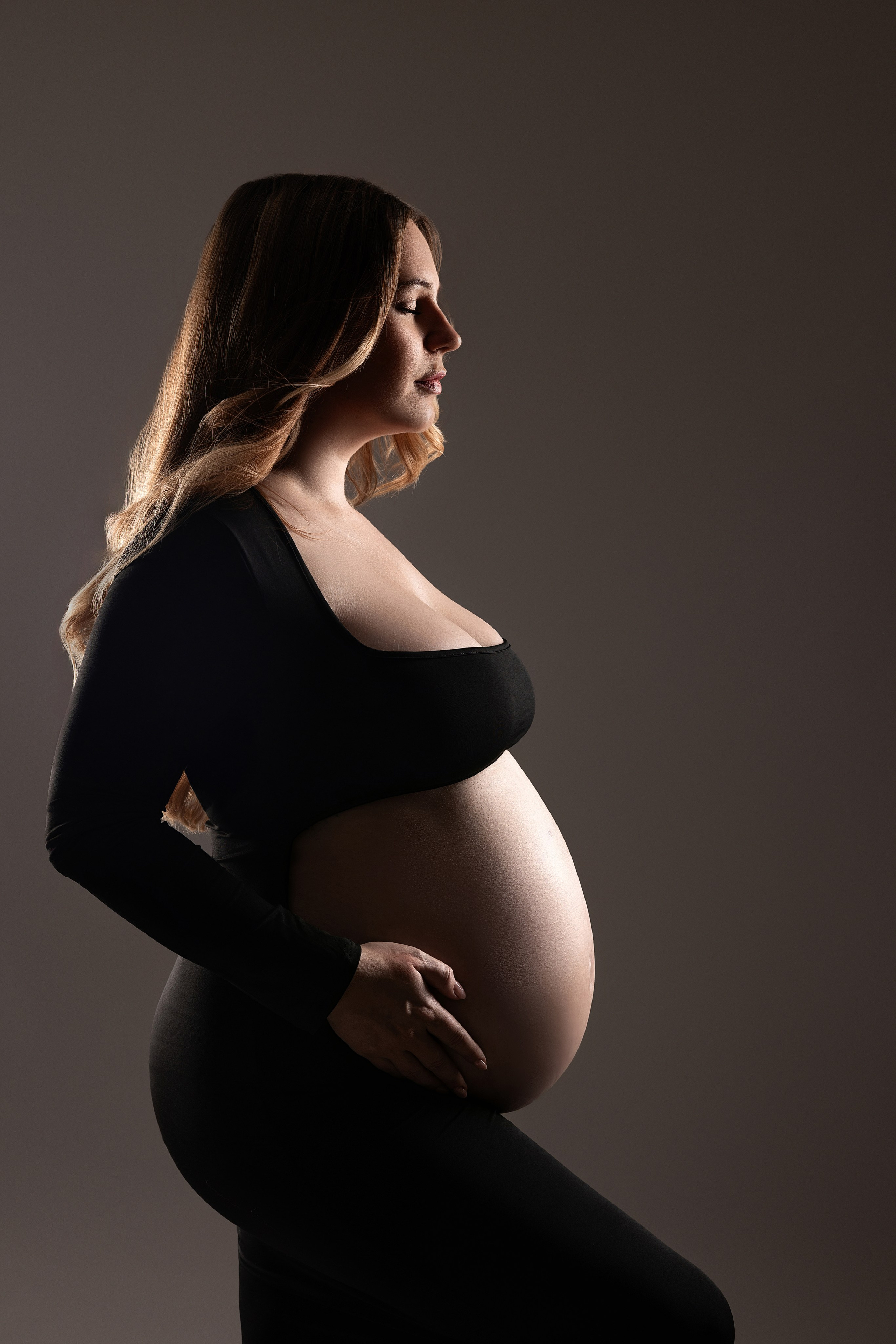 Babybauch. Neugeborene- Schwangerschaft- und Kinder Fotografin in Lehre