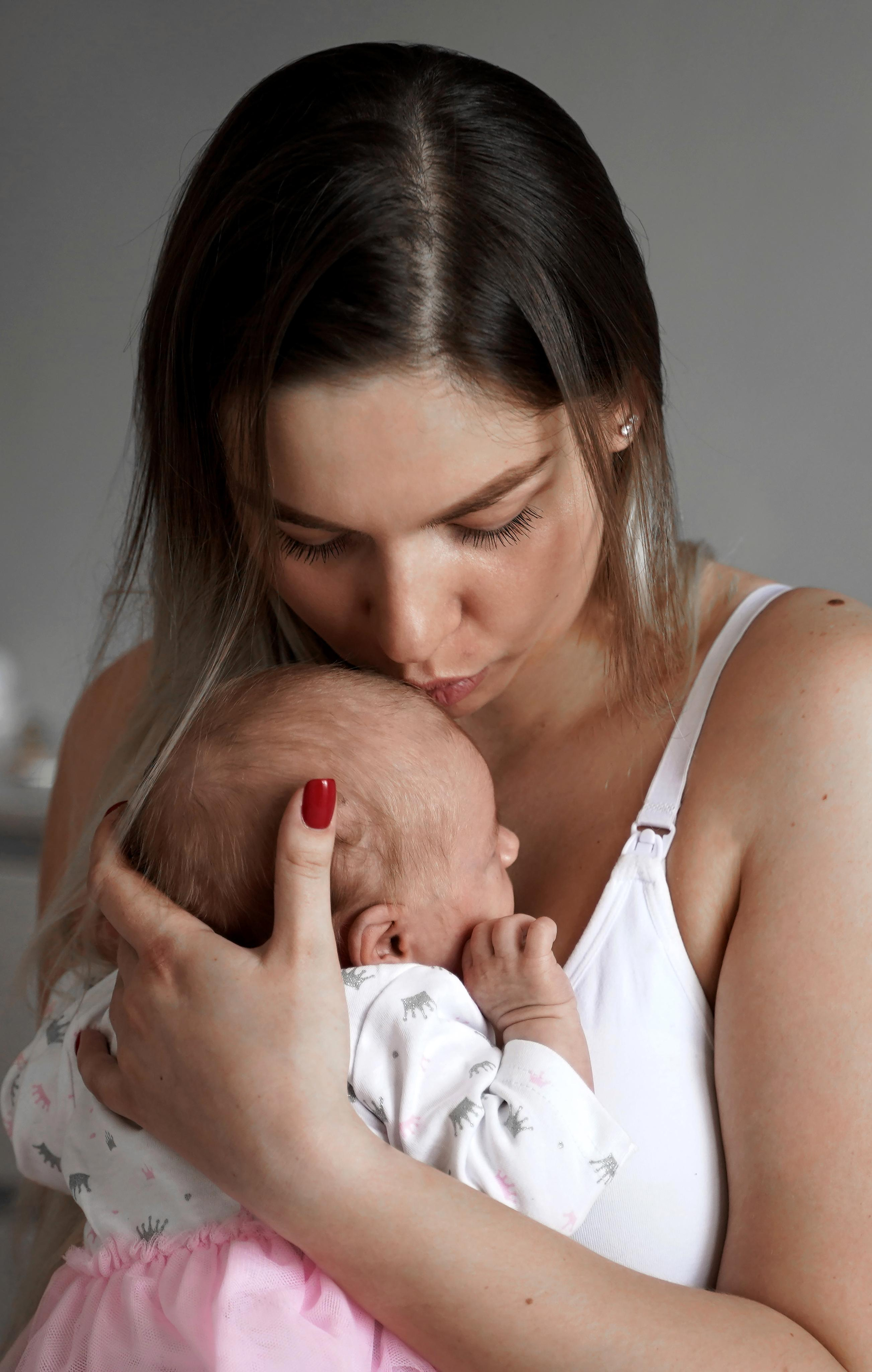 First month at home. Photographer in Barcelona Spain Zhanna Zakharchenko