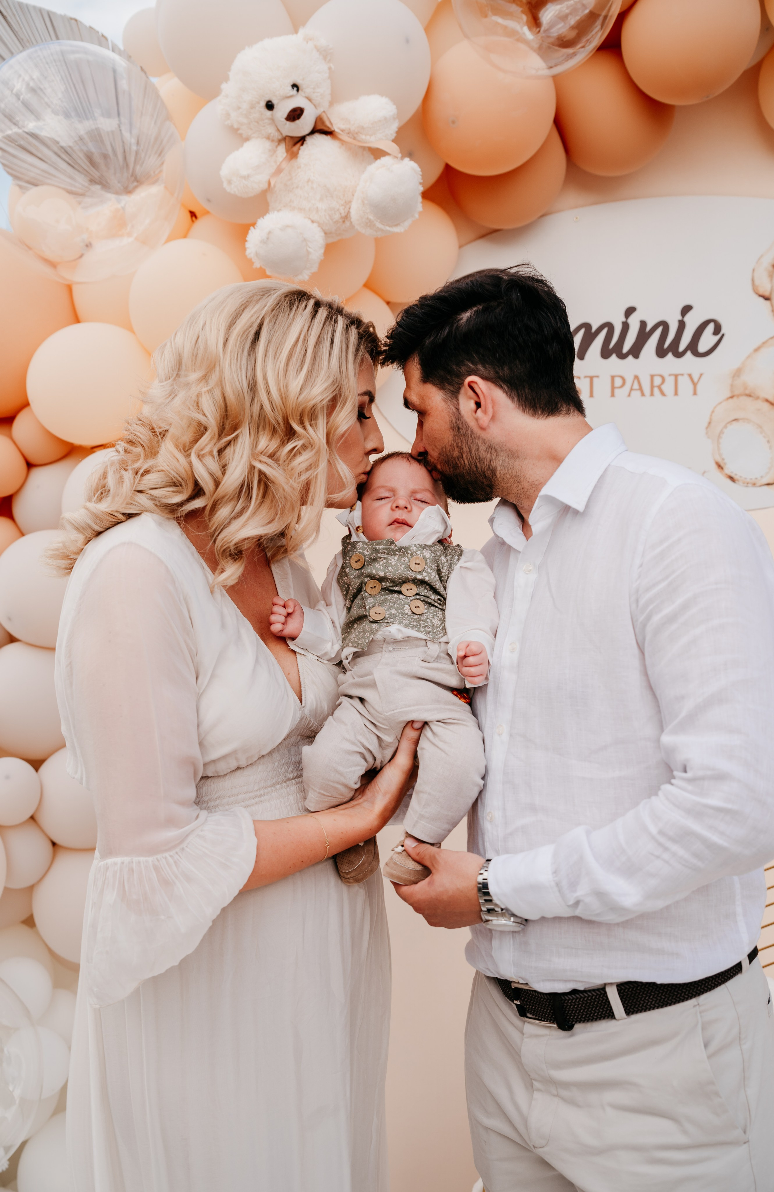 Dominic’s Baptism. Fotograf Nunta Iasi - Hearts & Pictures