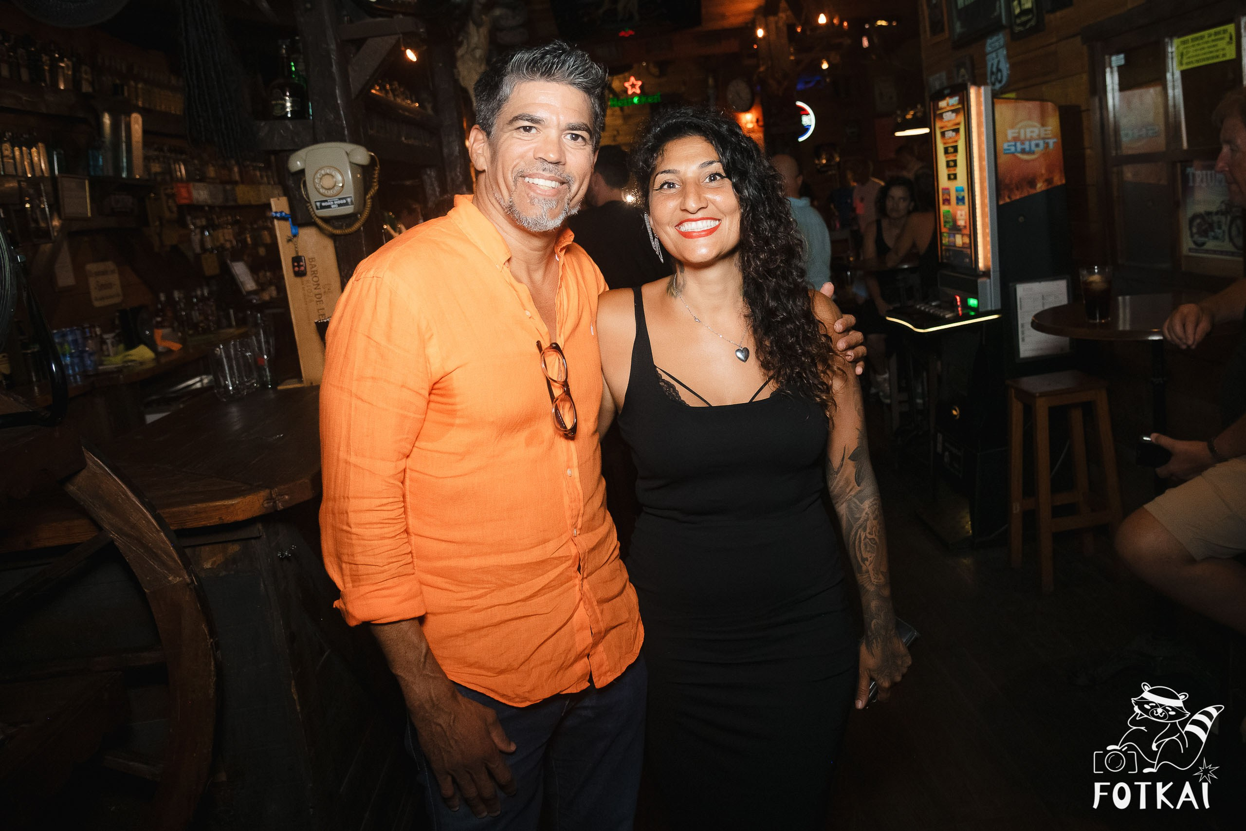 El Paso Rock Bar Torrevieja: Reportaje fotográfico 19.09.25 | FOTKAI