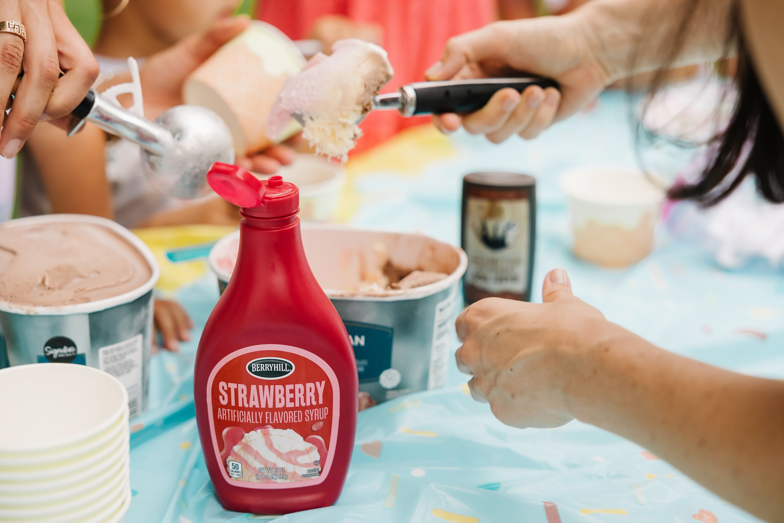 Birthday Party. Wedding family event photographer in Chicago Nick Yushevich