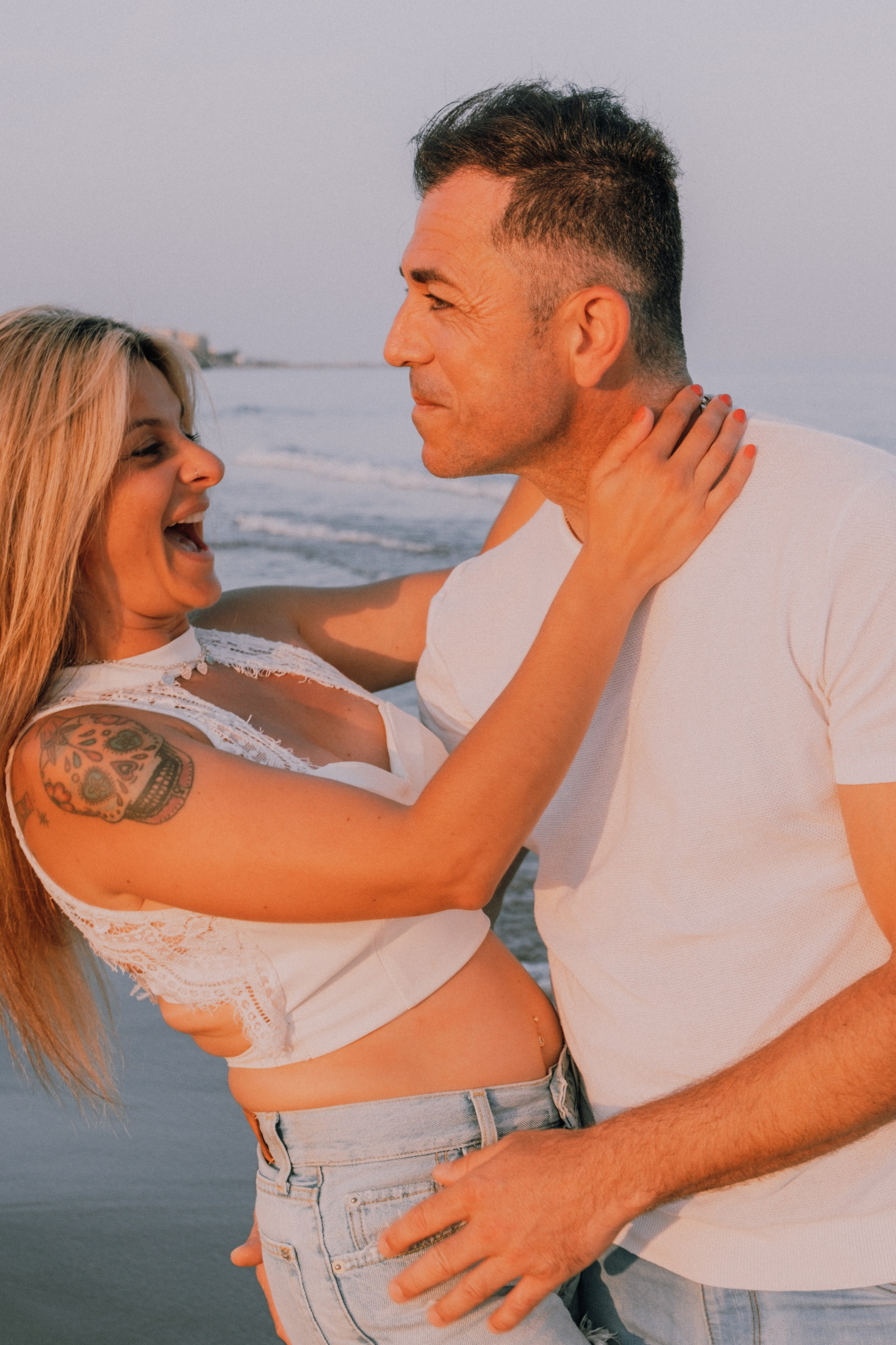 Sesión familiar en la playa. Fotografía profesional en Calafell - Elena Medvedeva