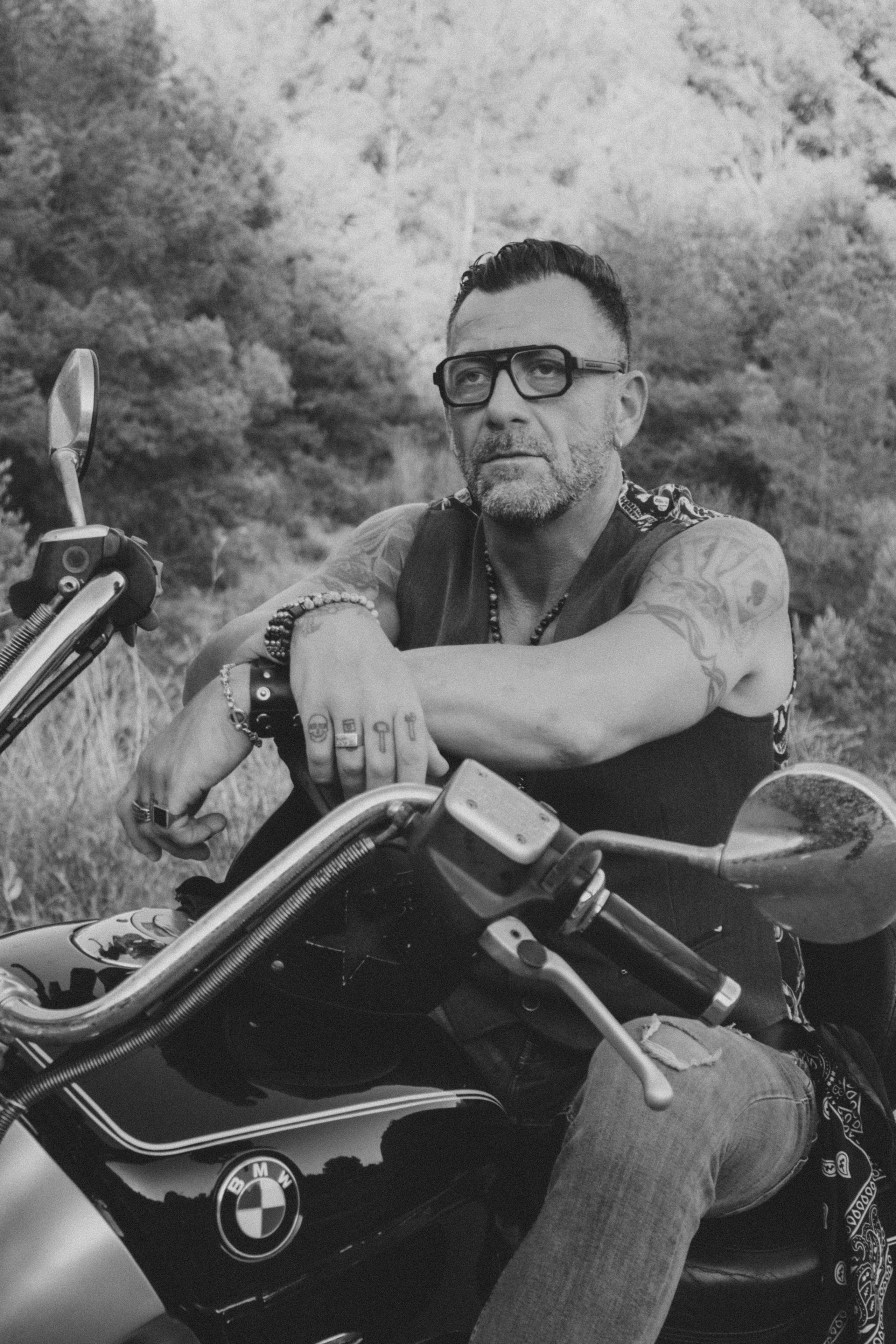 Фотосессия пары на мотоцикле. Профессиональная фотосъемка в Калафелле — Елена Медведева