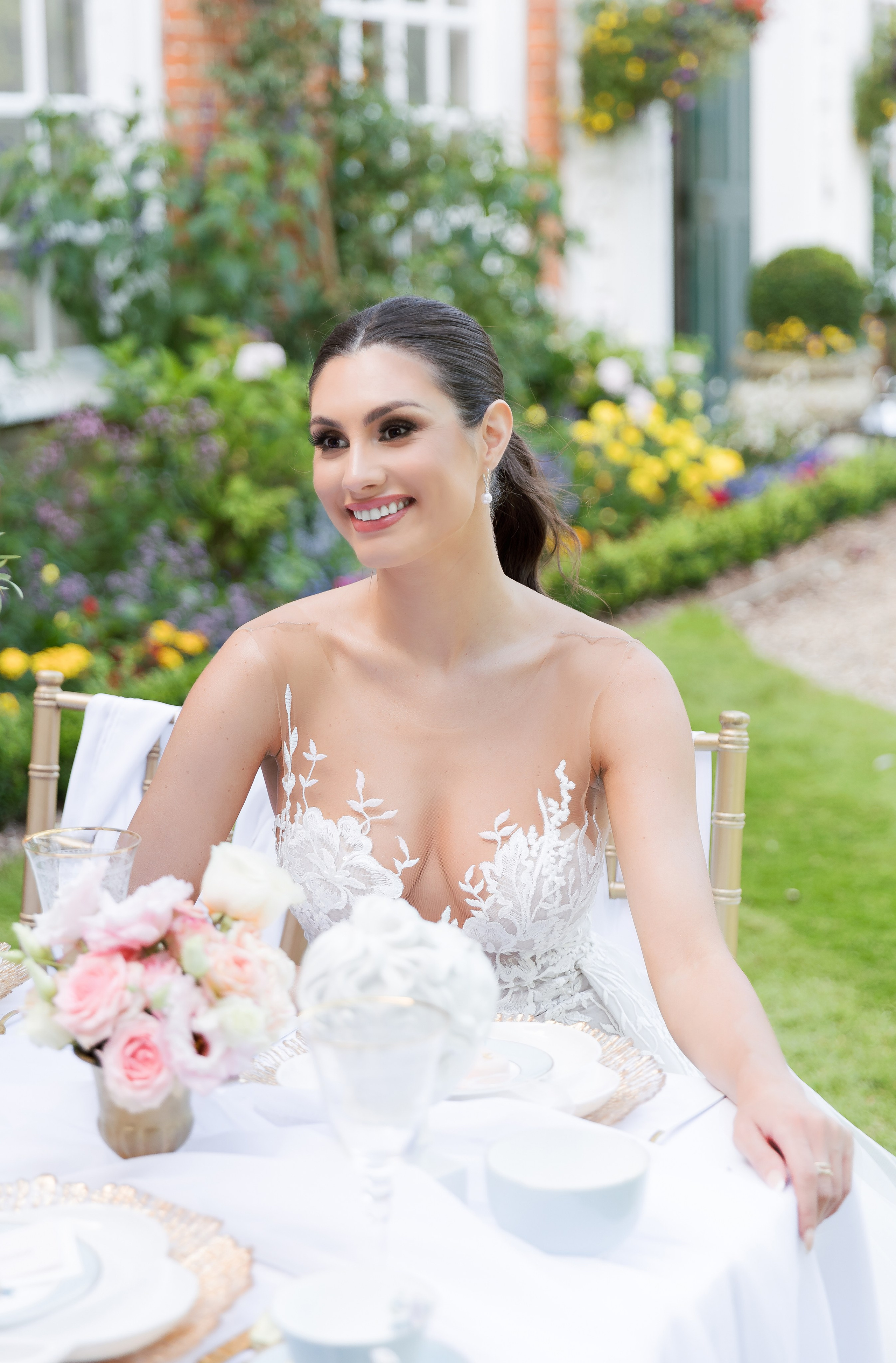 Regal Romance | Editorial Photoshoot at Gosfield Hall, London Estat. YES I DO PRODUCTION — Wedding photography&videography