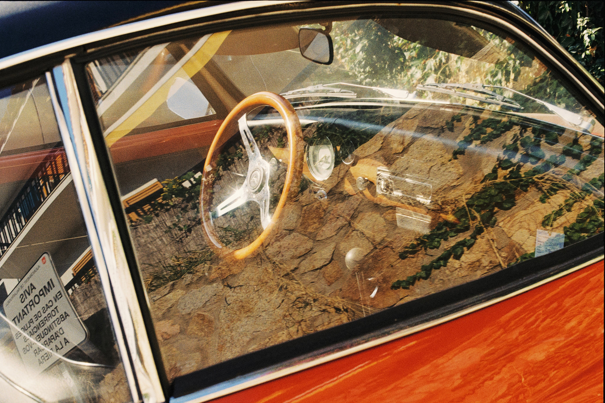 Wanderlust / Film photos. Fotografia personalna i fashion dla marek i agencji modelingowych. Warszawa, Europa. Yaroslav Storchak