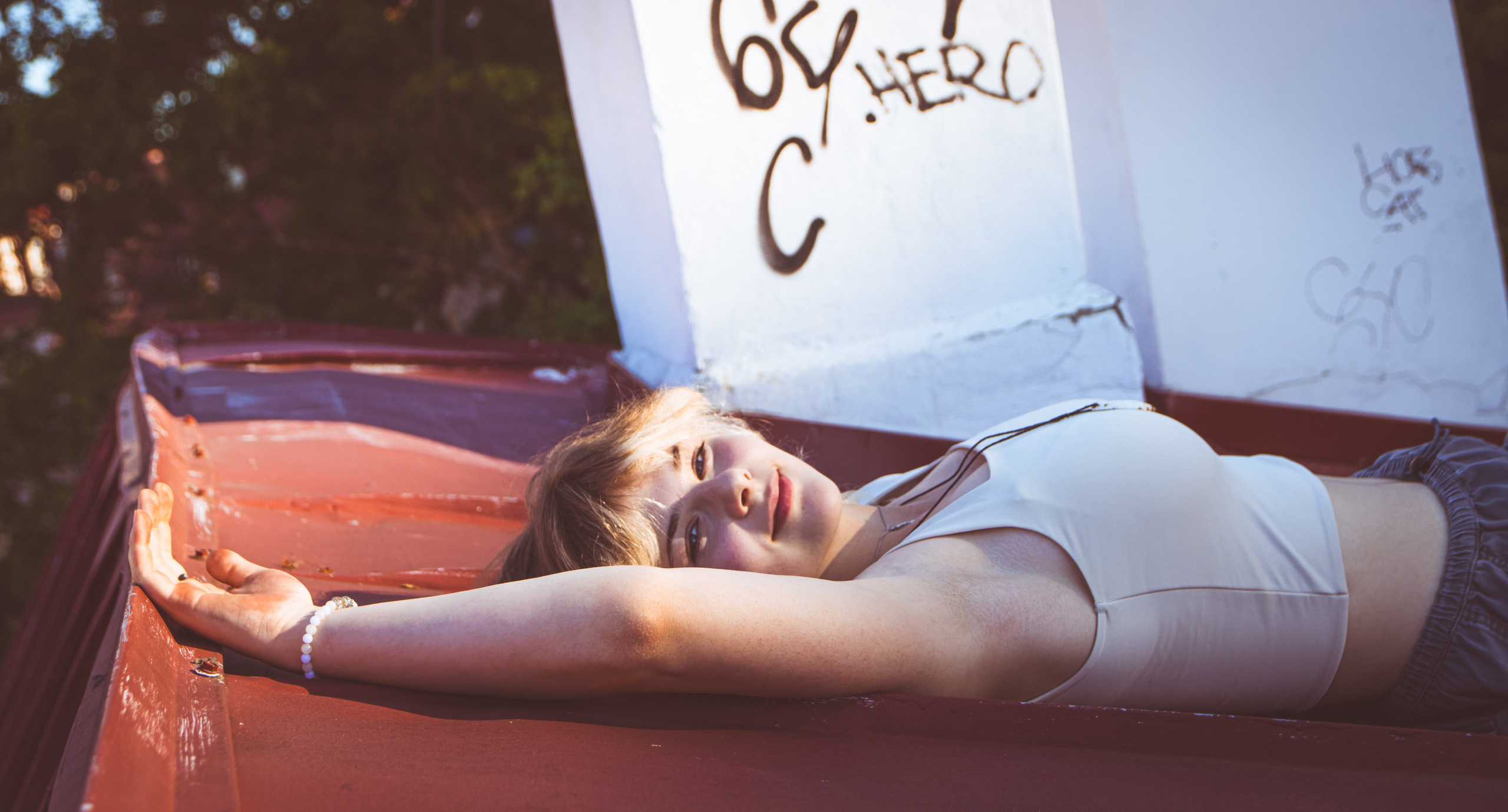 Lahe graatsia (Sonja). Nebula 25 — Fotod teie hingele