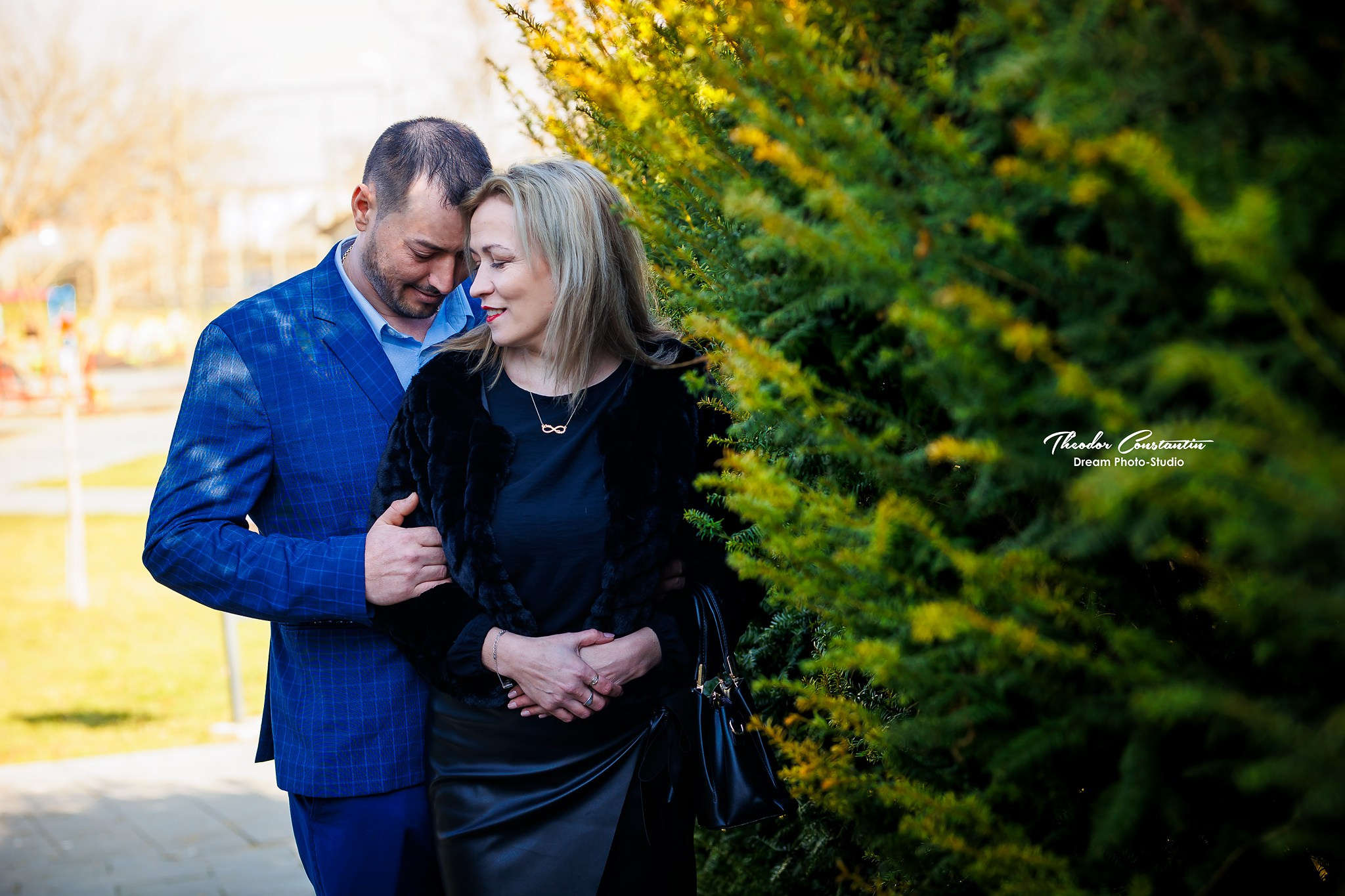 Logodna. Dream Studio Galați – ședințe foto profesionale pentru familie, portrete și evenimente