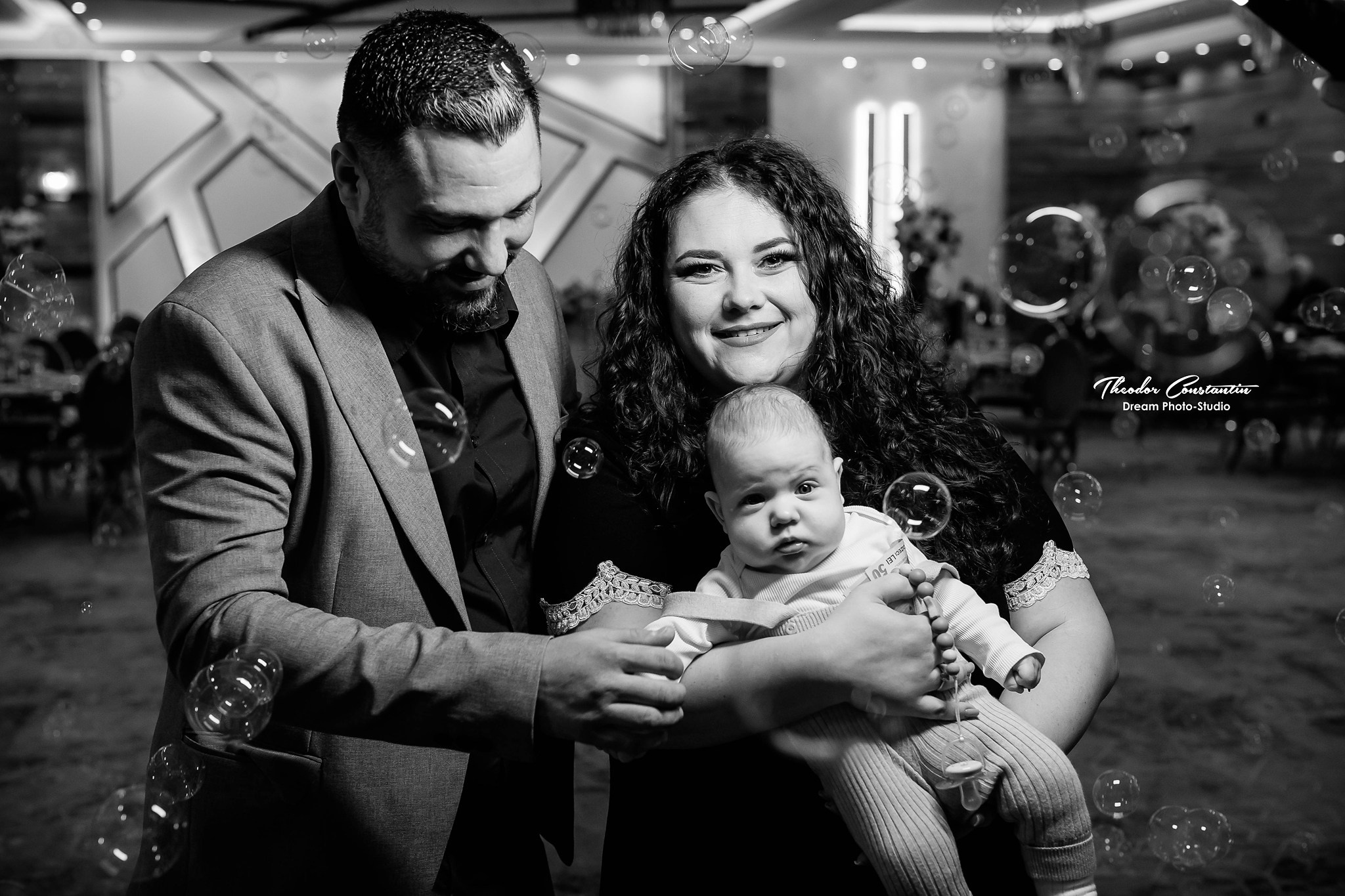 Botez. Dream Studio Galați – ședințe foto profesionale pentru familie, portrete și evenimente