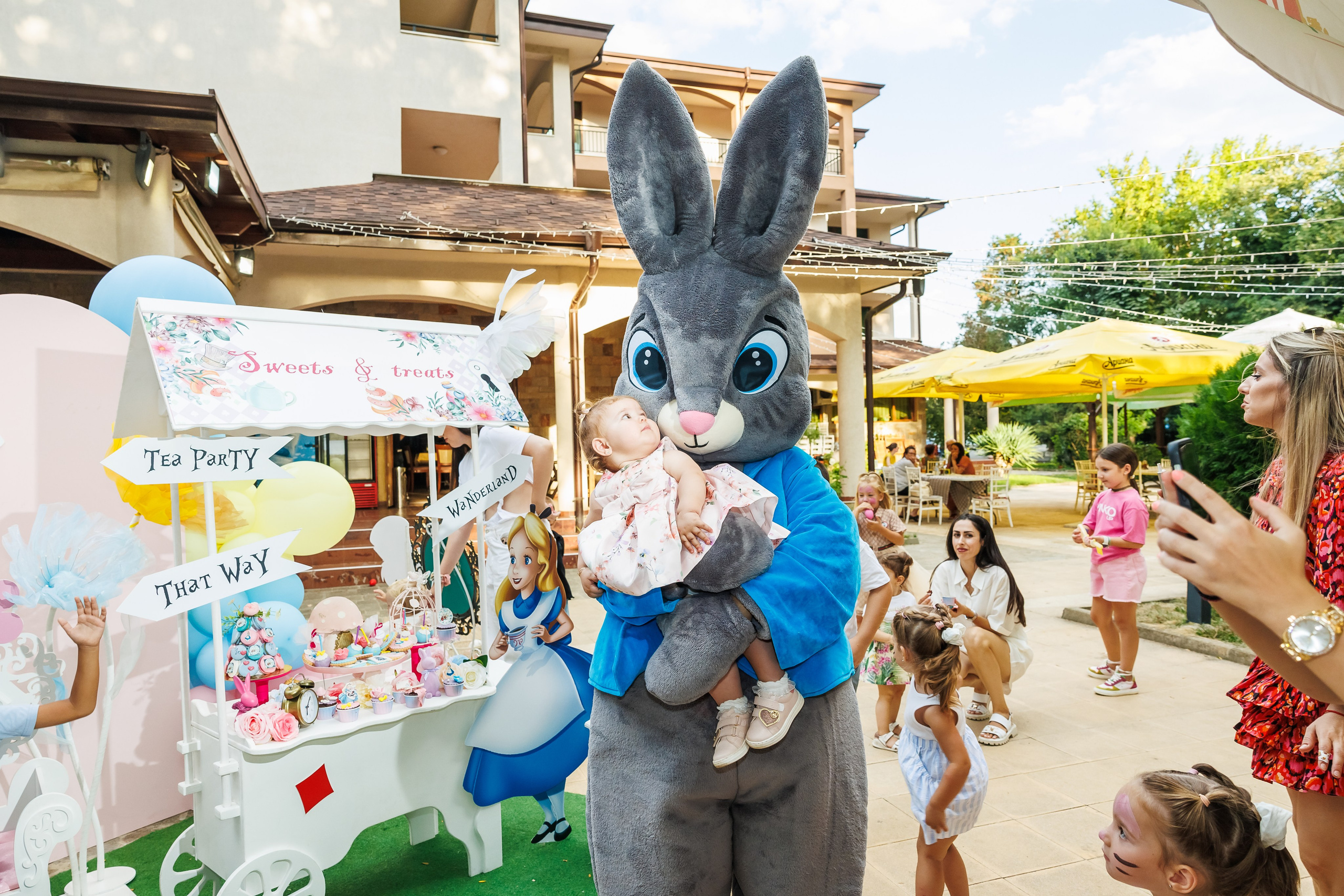 Честит 1 Рожден Ден. Фотограф Ирина Йотова