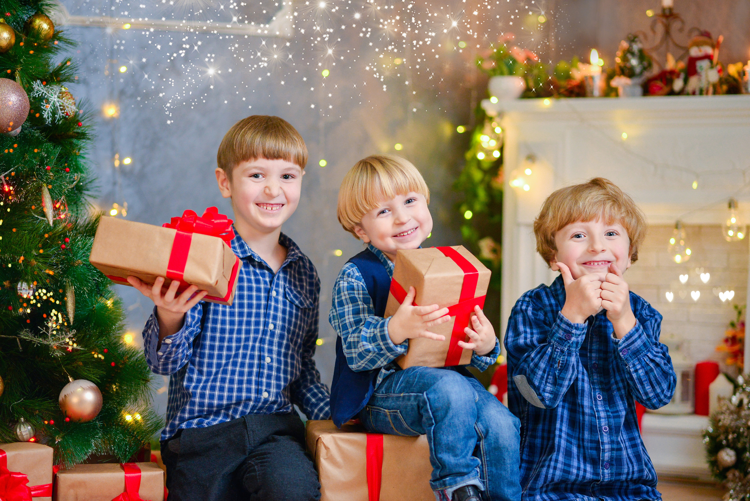 Новогодняя фотосъёмка в студии. Женский, семейный и детский фотограф