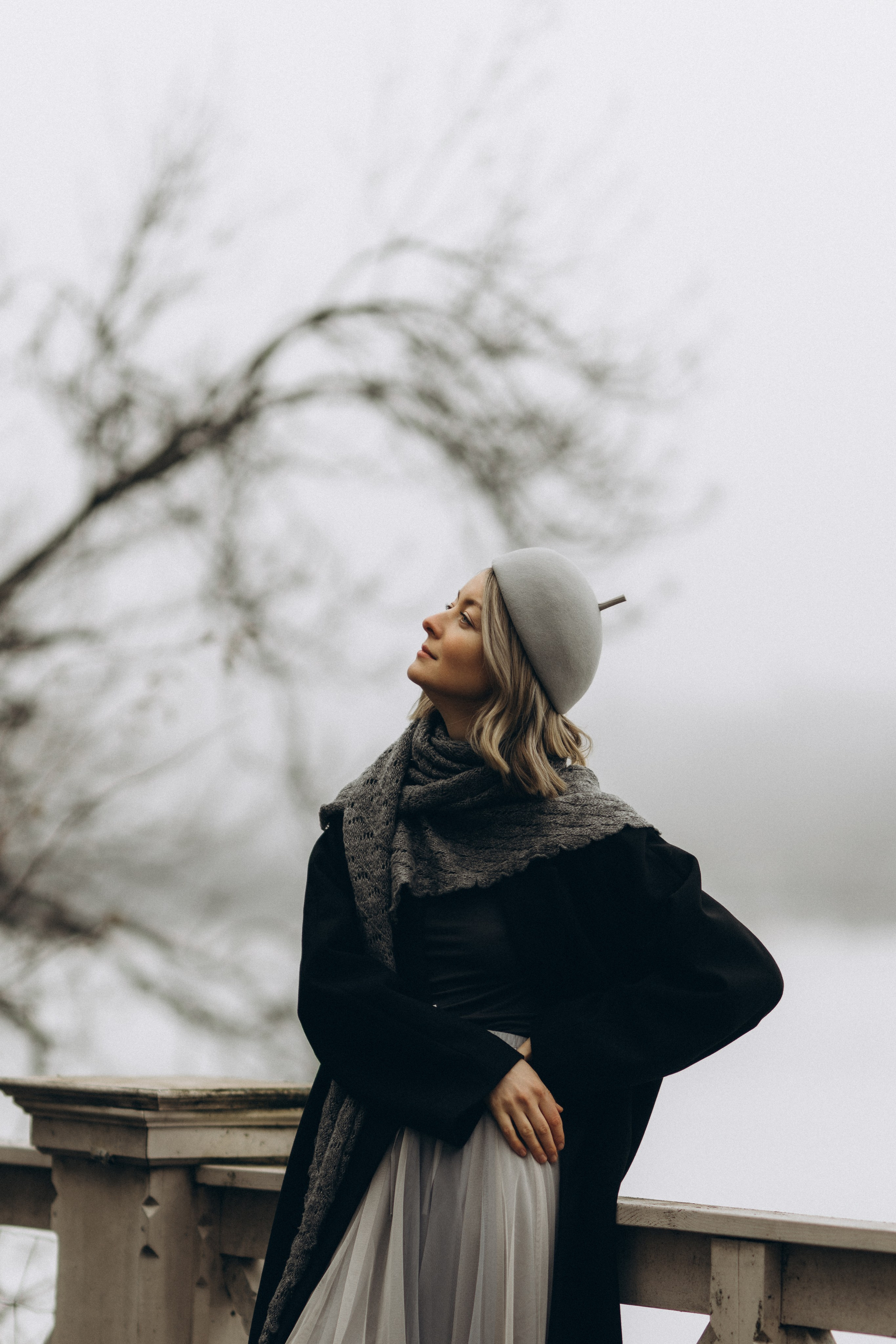 Woman phoshoot. Wedding and potrait photographer in Helsinki Vickan O