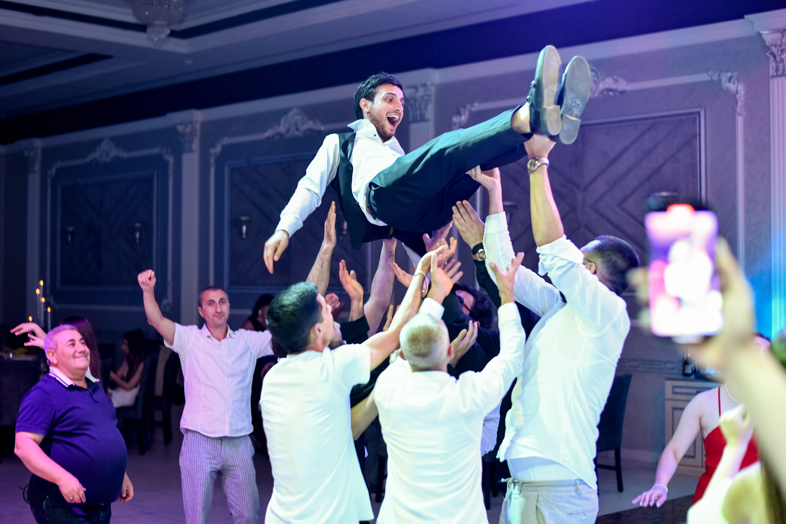 Paruyr & Nina. Wedding photos and video shooting in Armenia and all over the world!!! Photographer in Yerevan