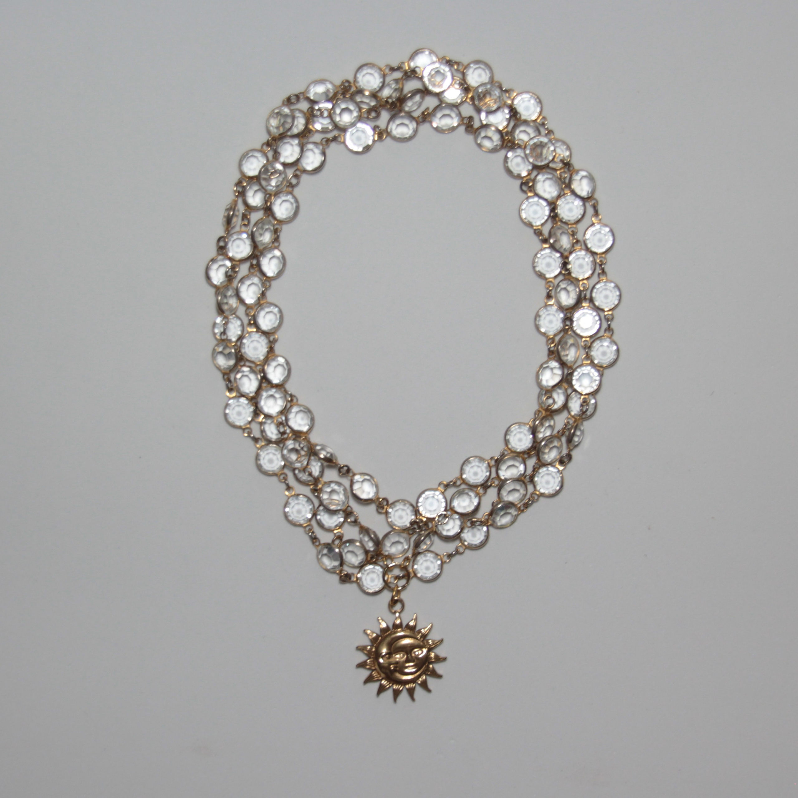 Venice. Современнные и актикварные украшения в Барселоне, Москве и Санкт-Петербурге