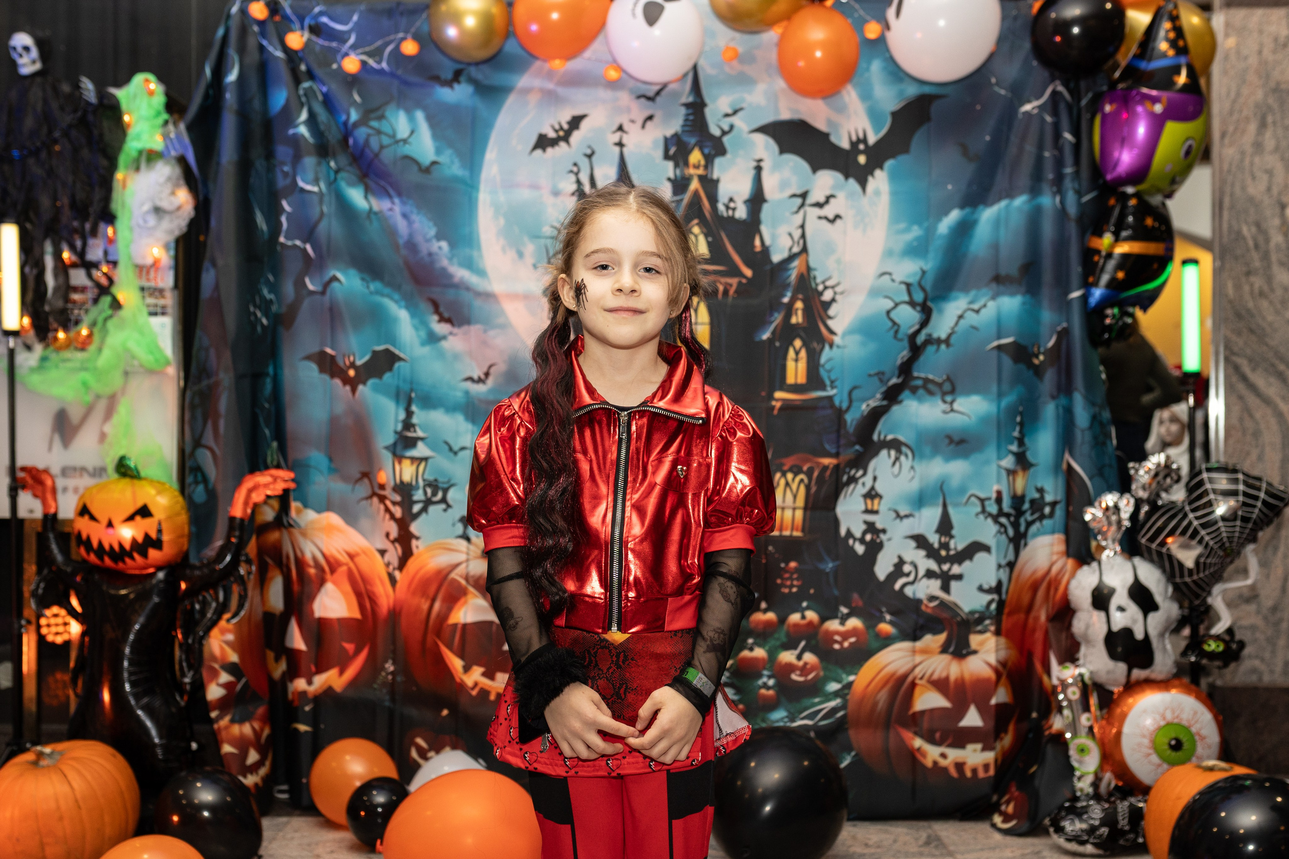 Leo dance studio Helloween 2025. Семейный и детский фотограф в Варшаве Мила Бобровская