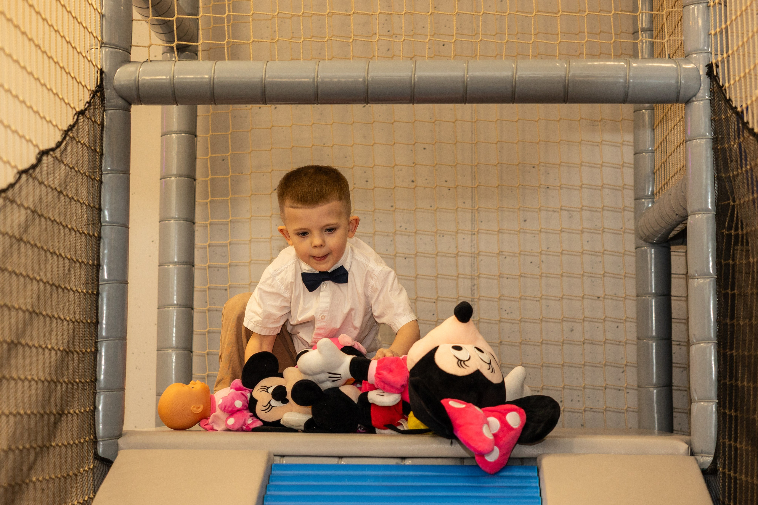 День рождения Артёма 24 января 2026 года. Семейный и детский фотограф в Варшаве Мила Бобровская