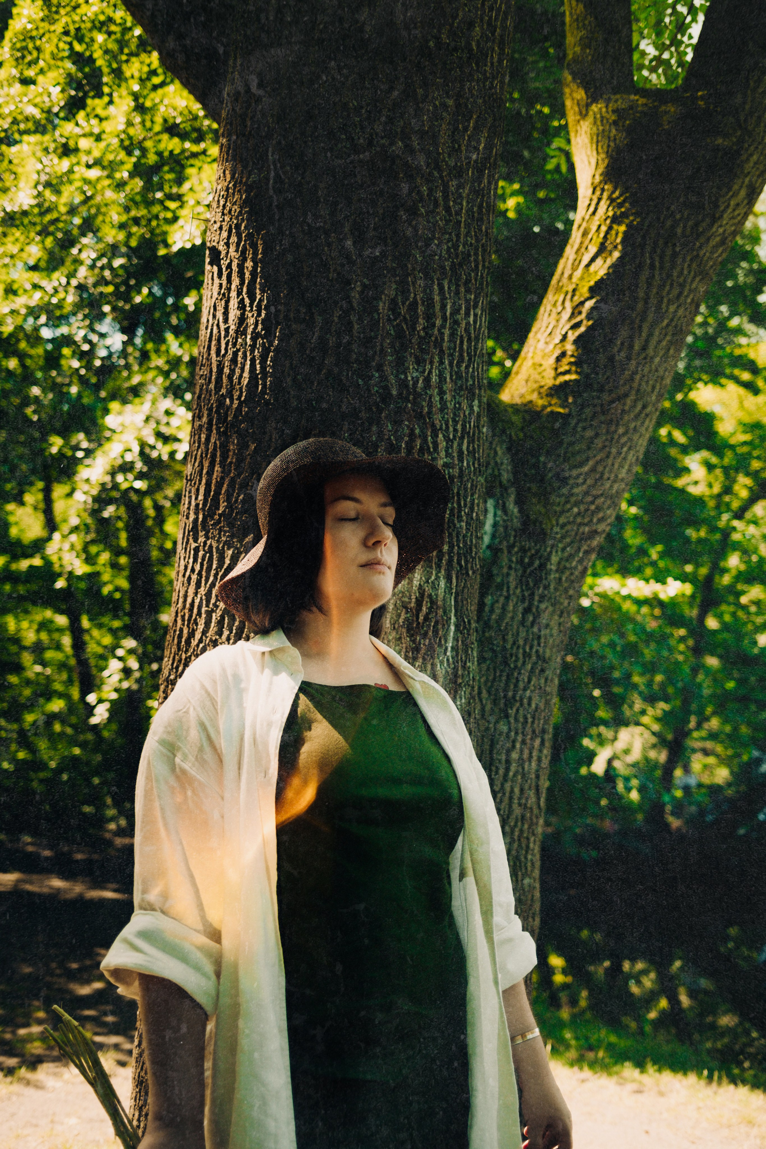Girls Picnic on the lake. Professional Photographer in Berlin — Portraits, Love Story, Events, F