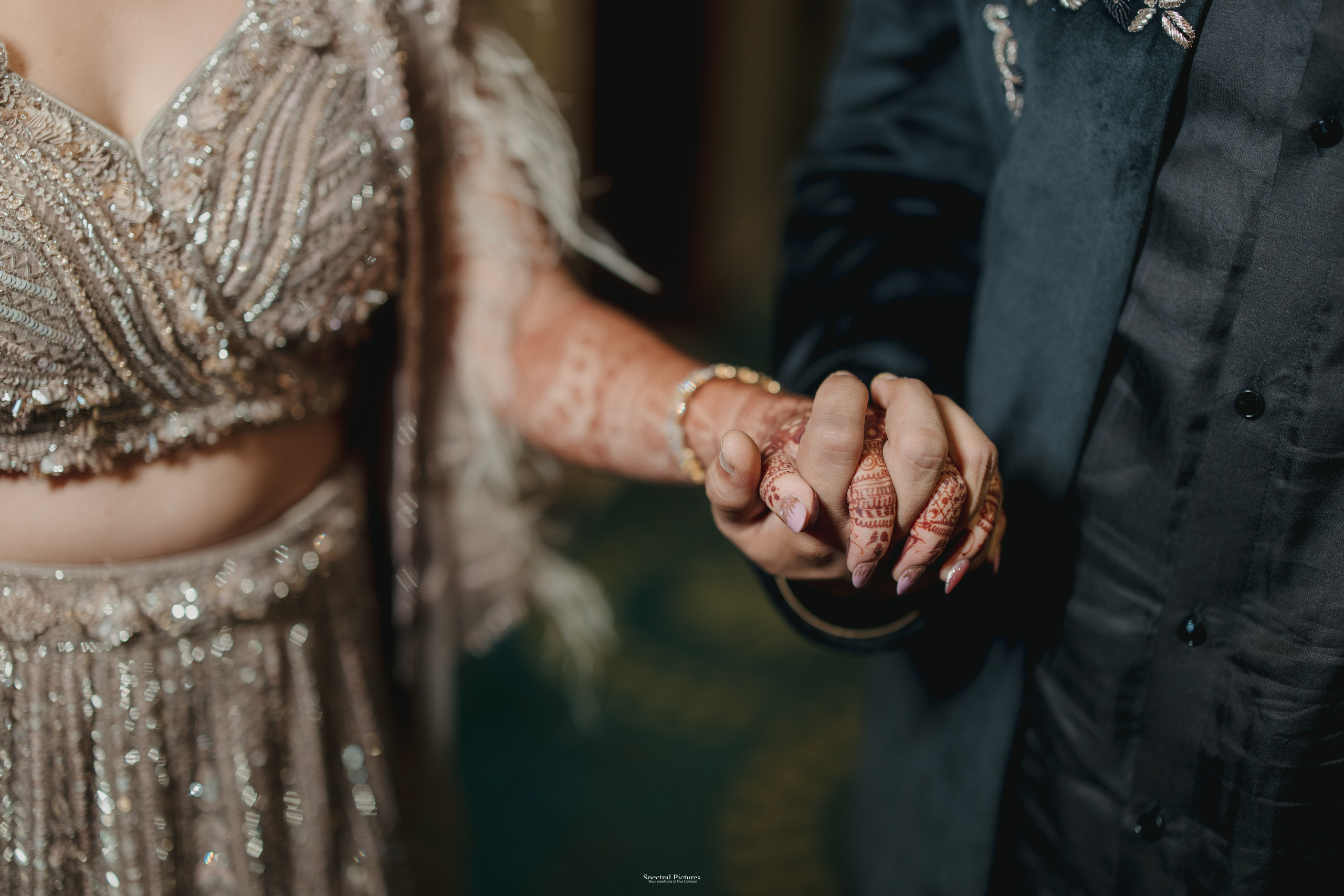 #ADIकीAESHहै