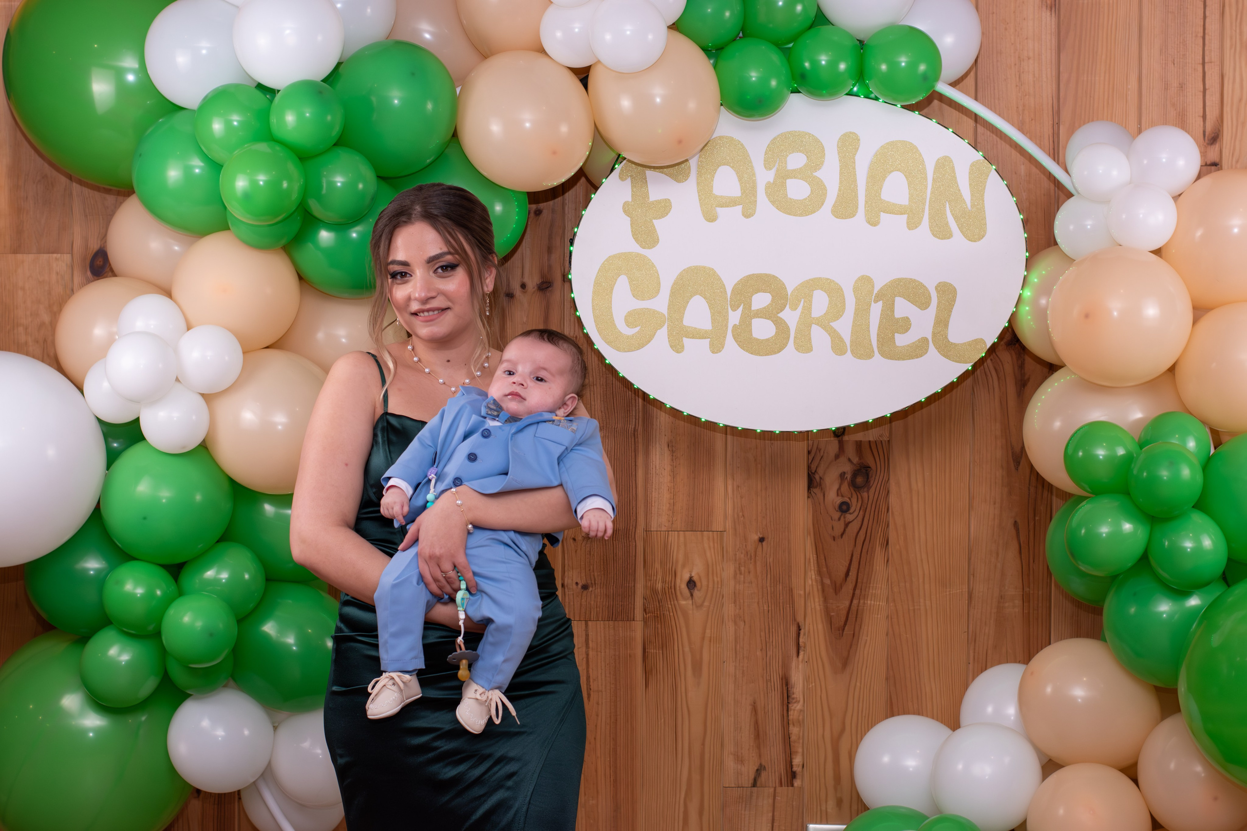 Fabian-Gabriel. Fotograful și Cameramanul familiei dvs în Franța Paul Photographer