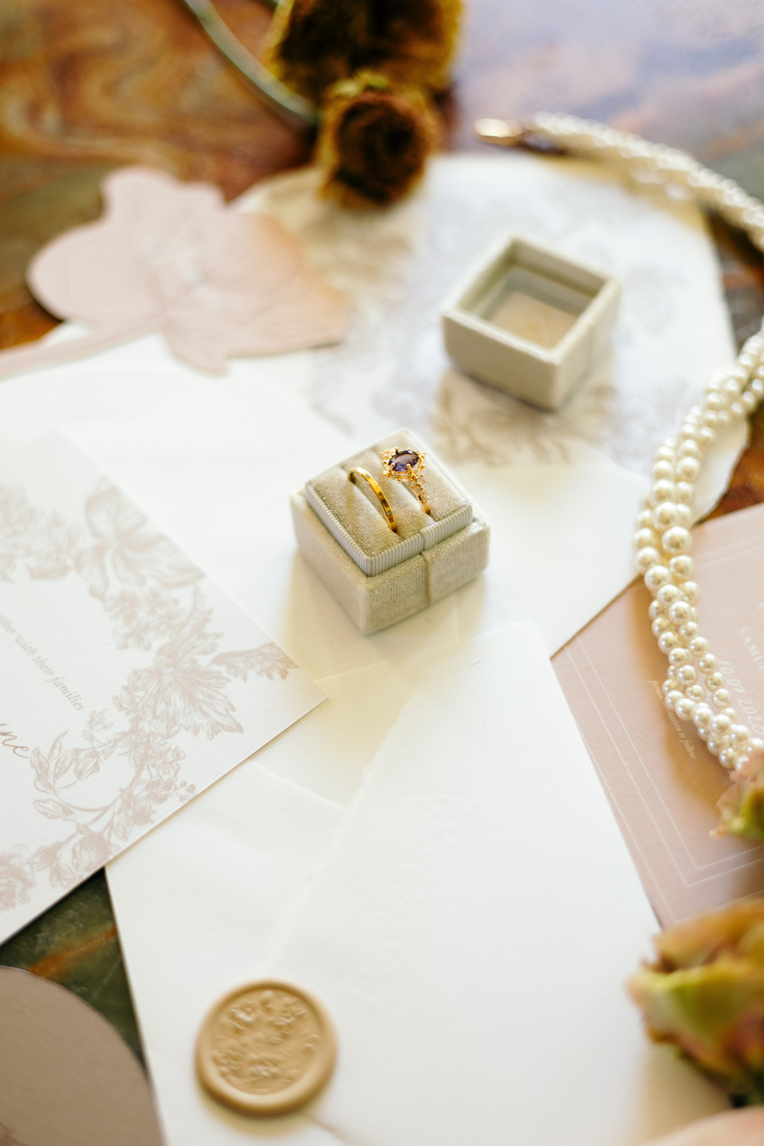 Catherine and Samuel. Sara Luca Wedding Photographer in Italy and Europe