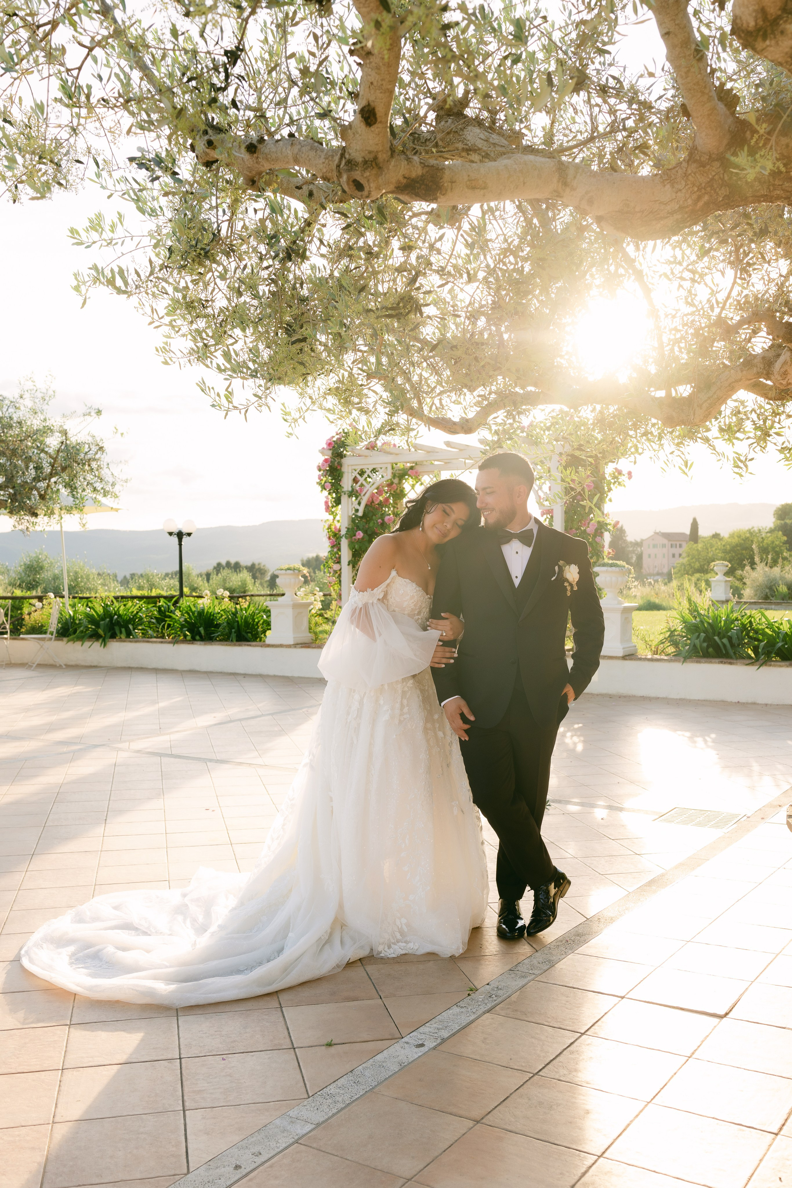 Elisa and John. Sara Luca Wedding Photographer in Italy and Europe