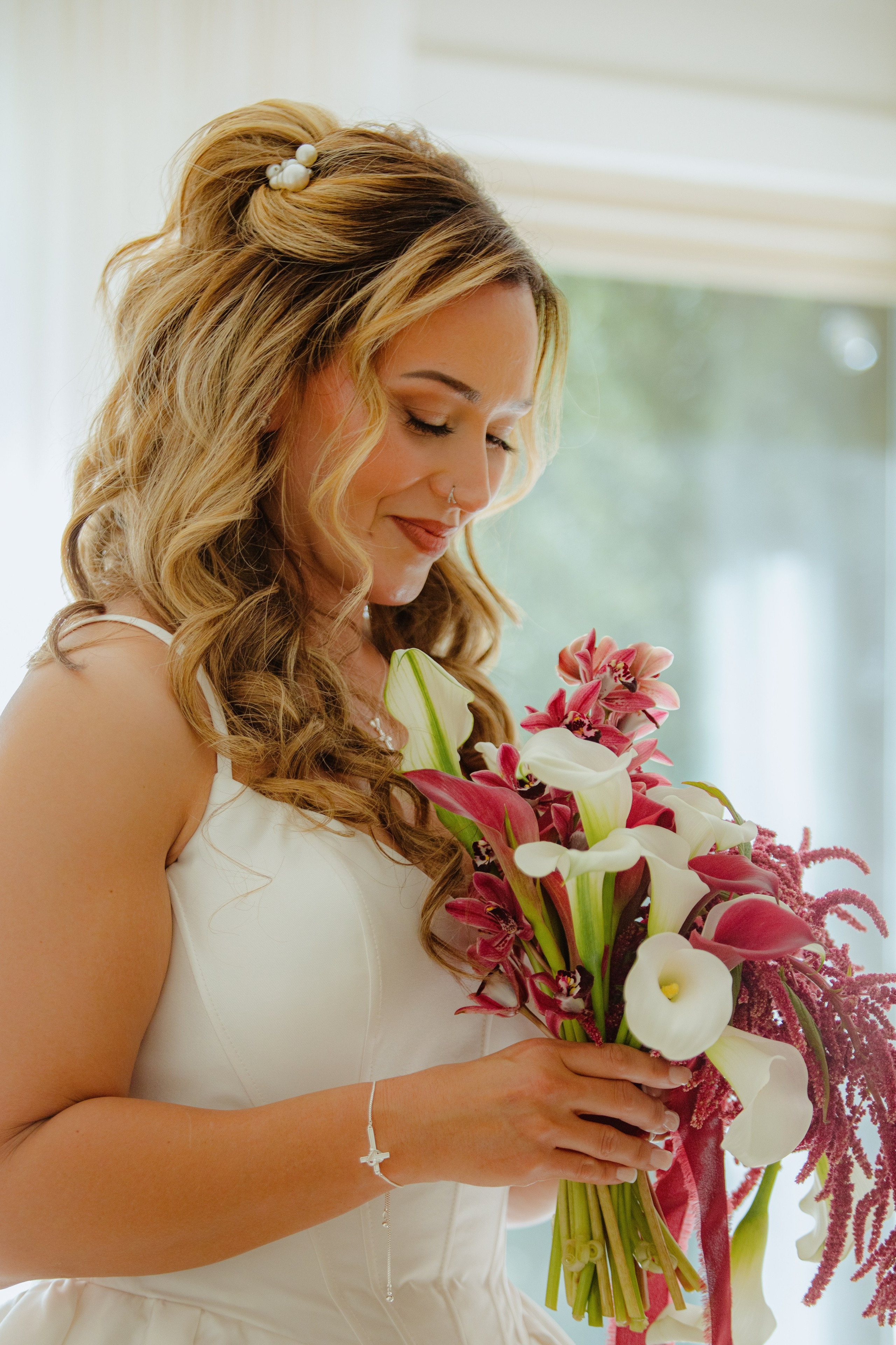 Vanessa Bridal Prep| Sacramento Wedding Photographer. Wedding Photography & Videography San Francisco, Sacramento