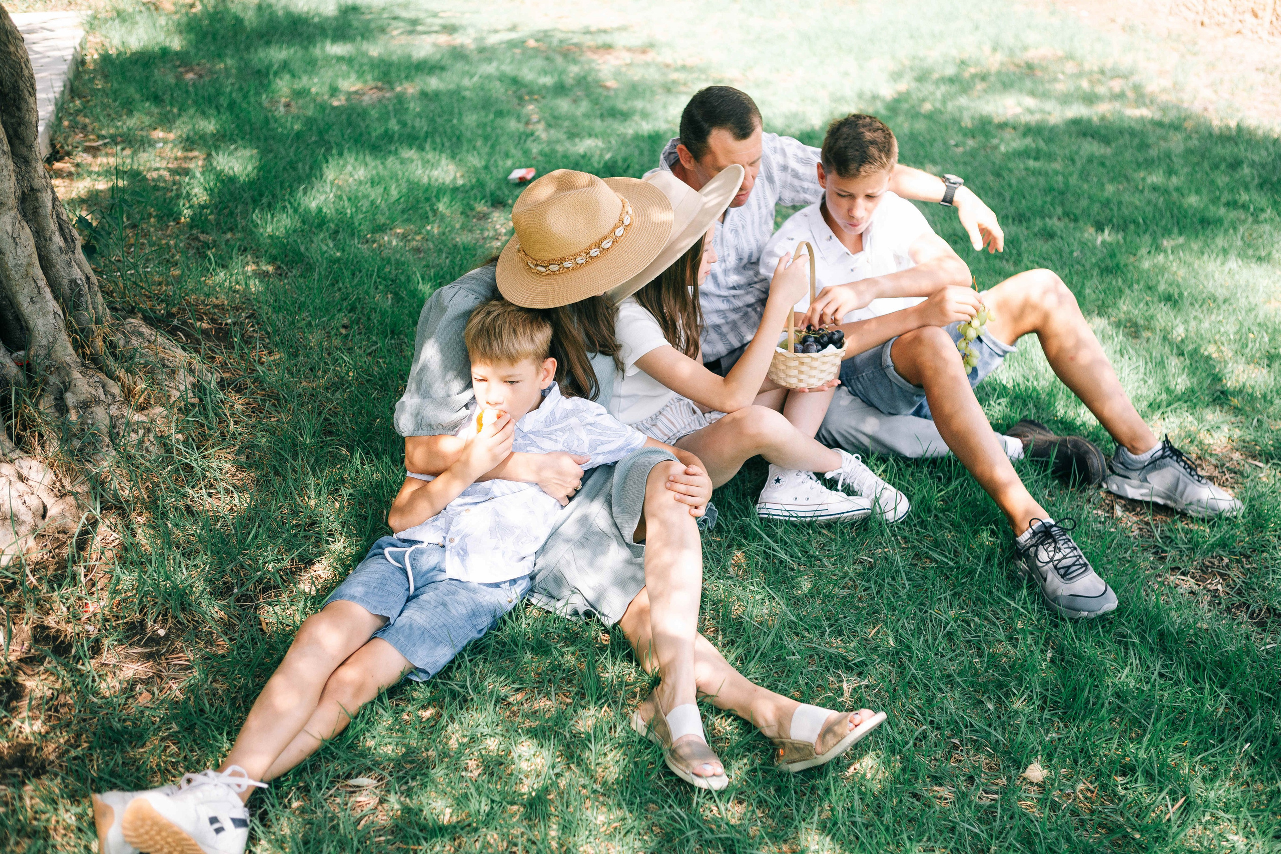 PHOTO SESSION WITH PARENTS. Https://shi-photo.com/