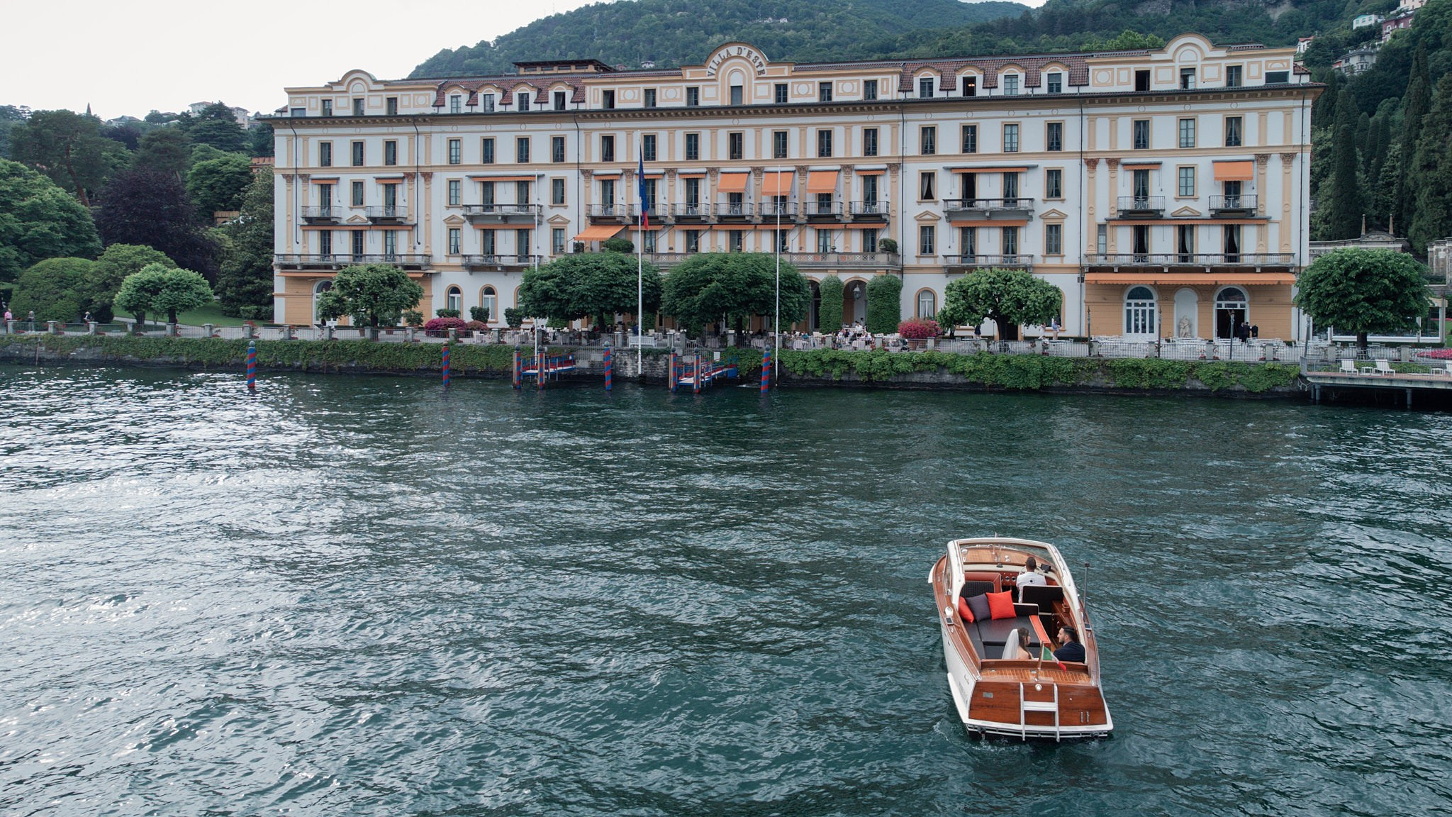 Seida & Adenis. Fotografo matrimonio Lago di Como Ferrari Media Production