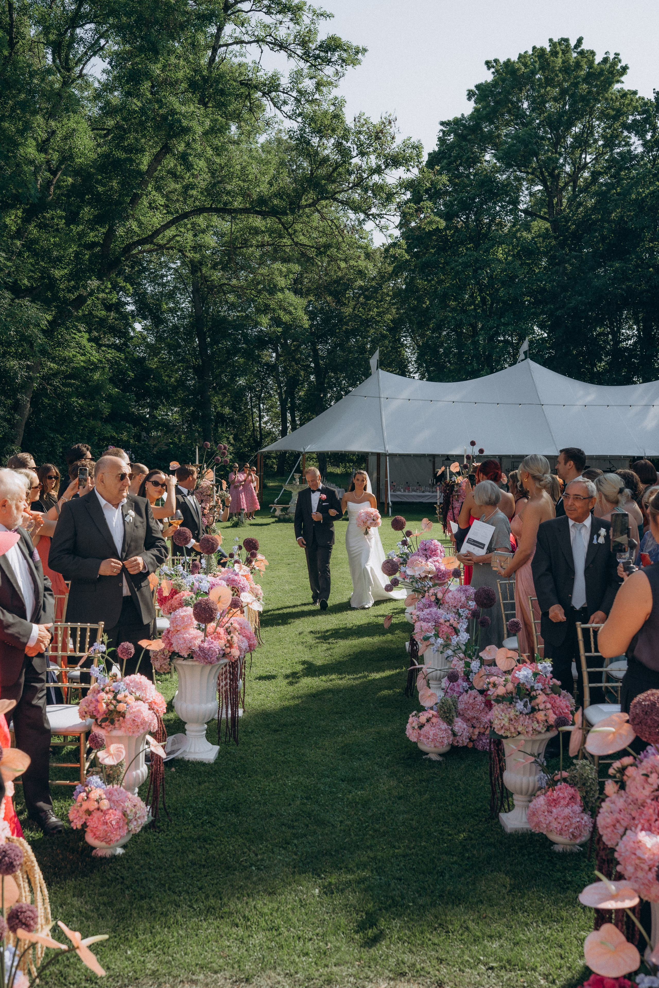 D&S. Victoria Olonen – Cinematic Portrait Artist | Helsinki & Europe