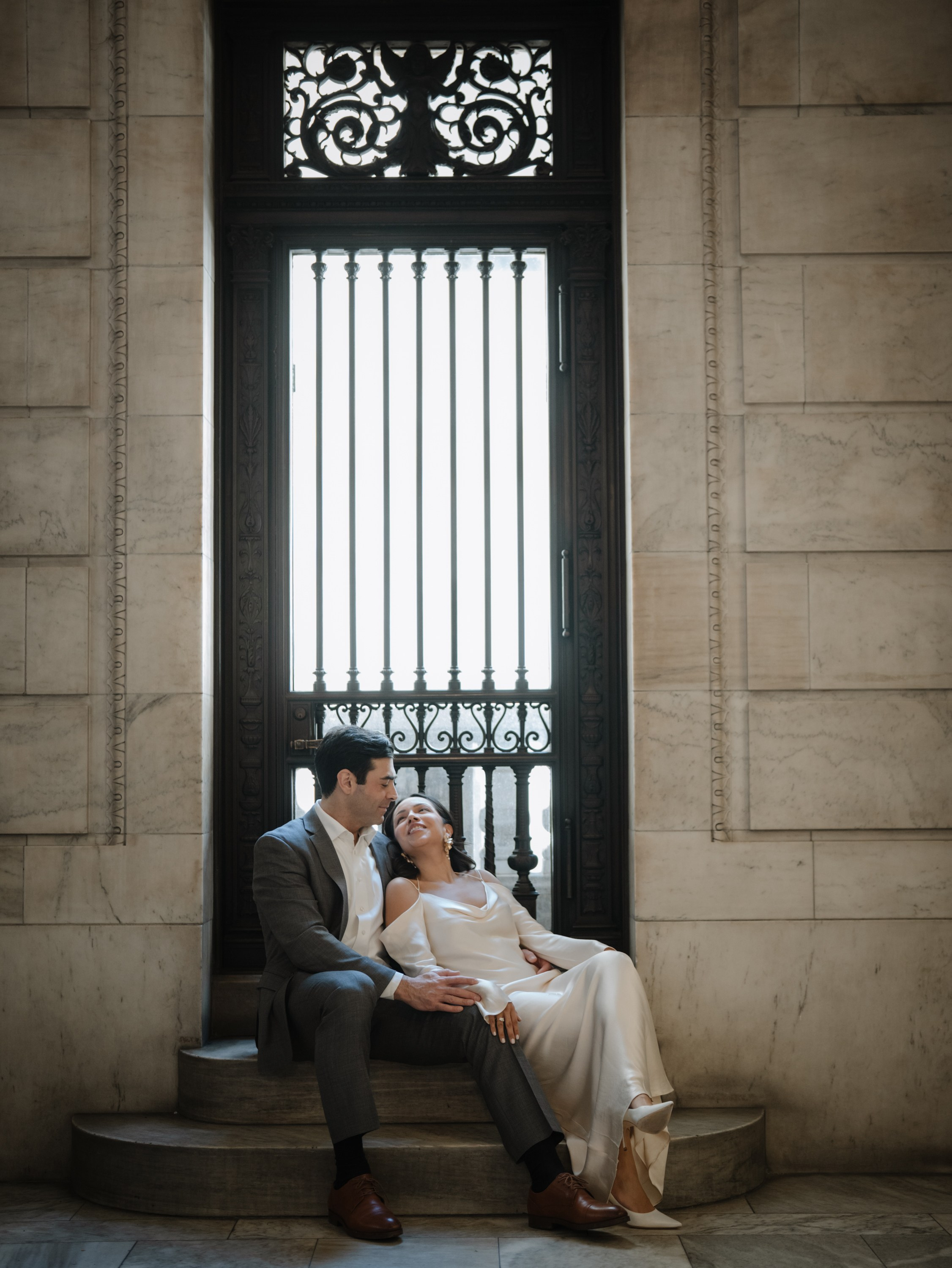 Engagement photo shoot in New York. Portrait and wedding photographer in New York