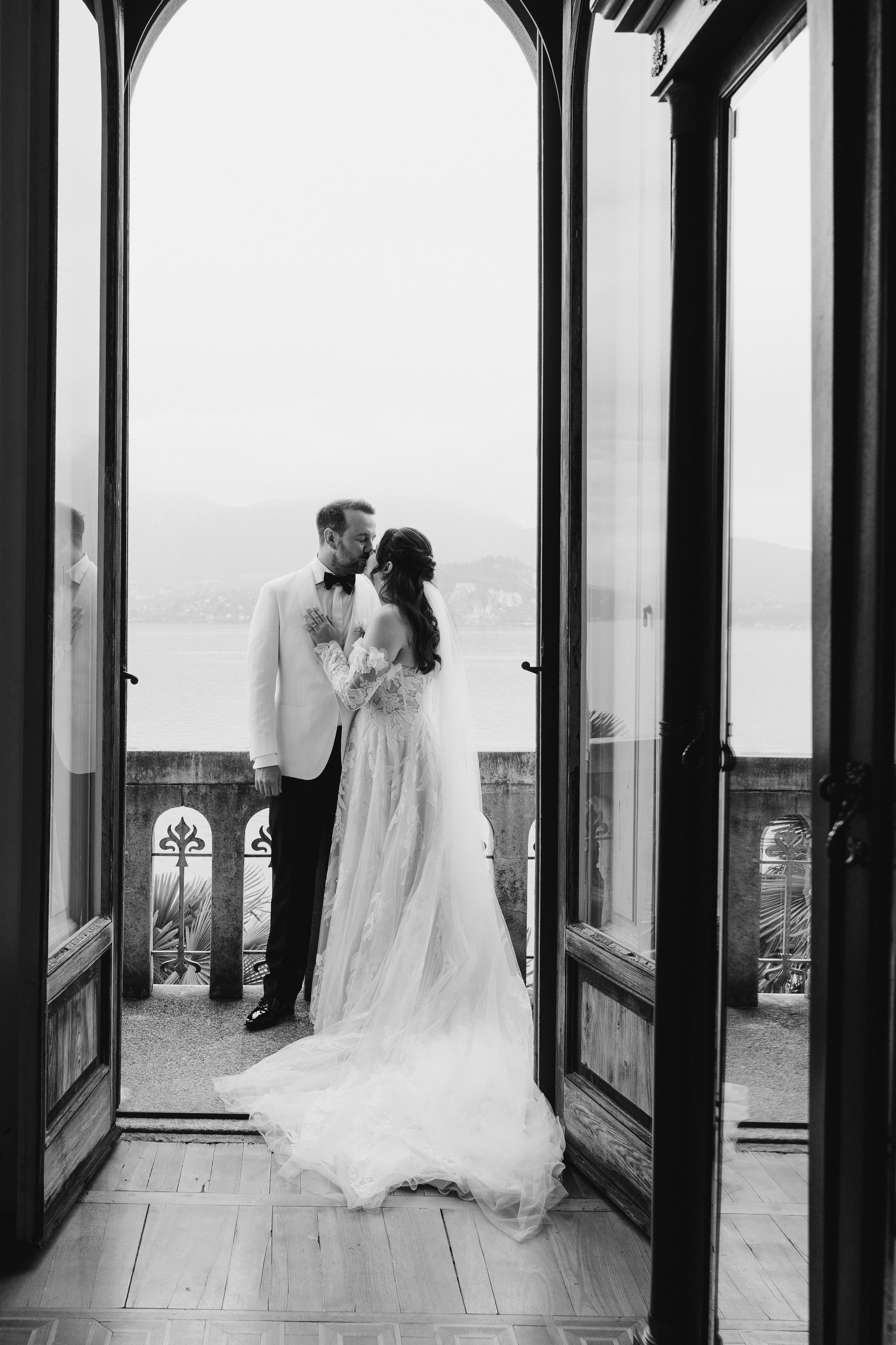 LAURA AND DOMENIK_LAKE MAGGIORE. PHOTOGRAPHER IN ITALY