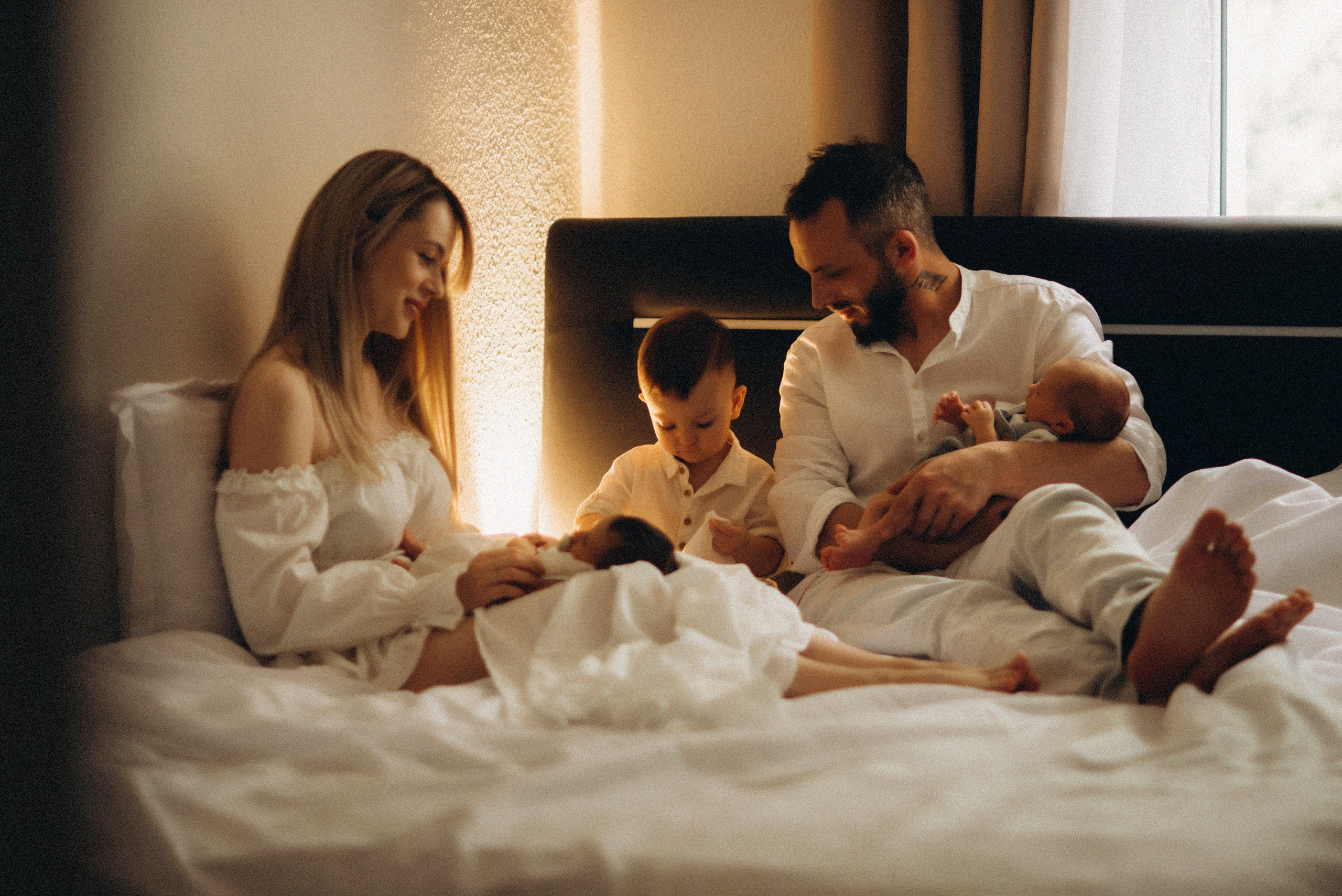 DOUBLE NEWBORN. Семейный фотограф Лейпциг, Германия