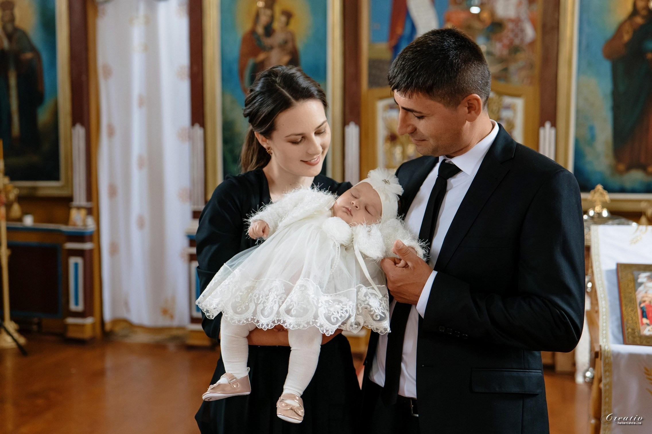 Fotograf botez Bistrița. Fotograf nuntă Bistrița | fotograf botez | Creativ Foto Video | Vasile Mizgan